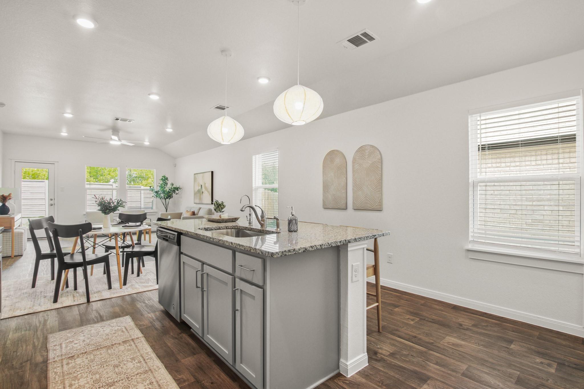 158 Jayden Dr, Kyle, TX 78640