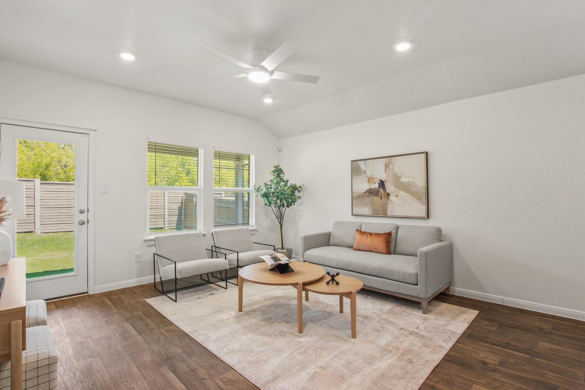 158 Jayden Dr, Kyle, TX 78640