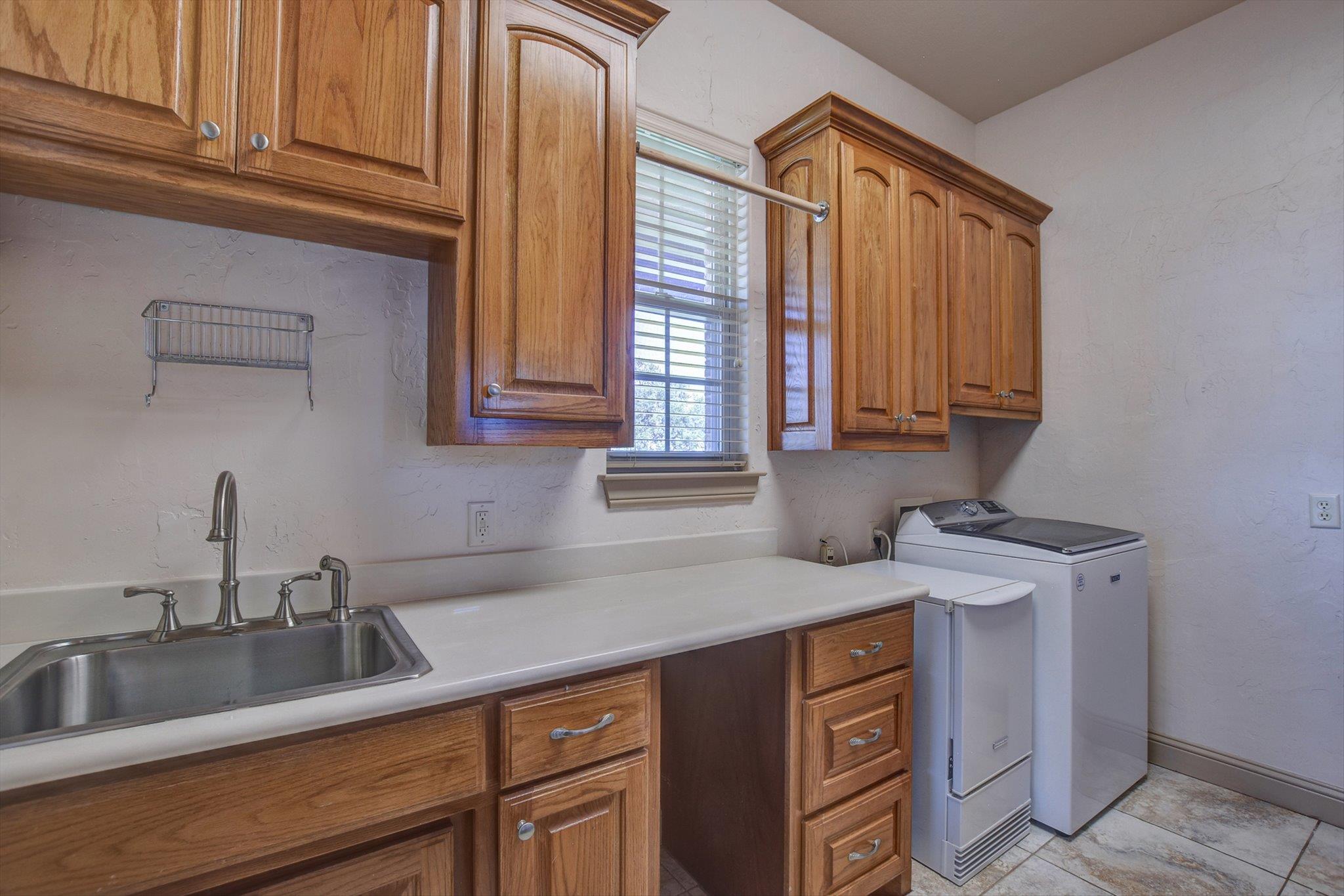 18601 County Road 214, Brookesmith, TX 76827