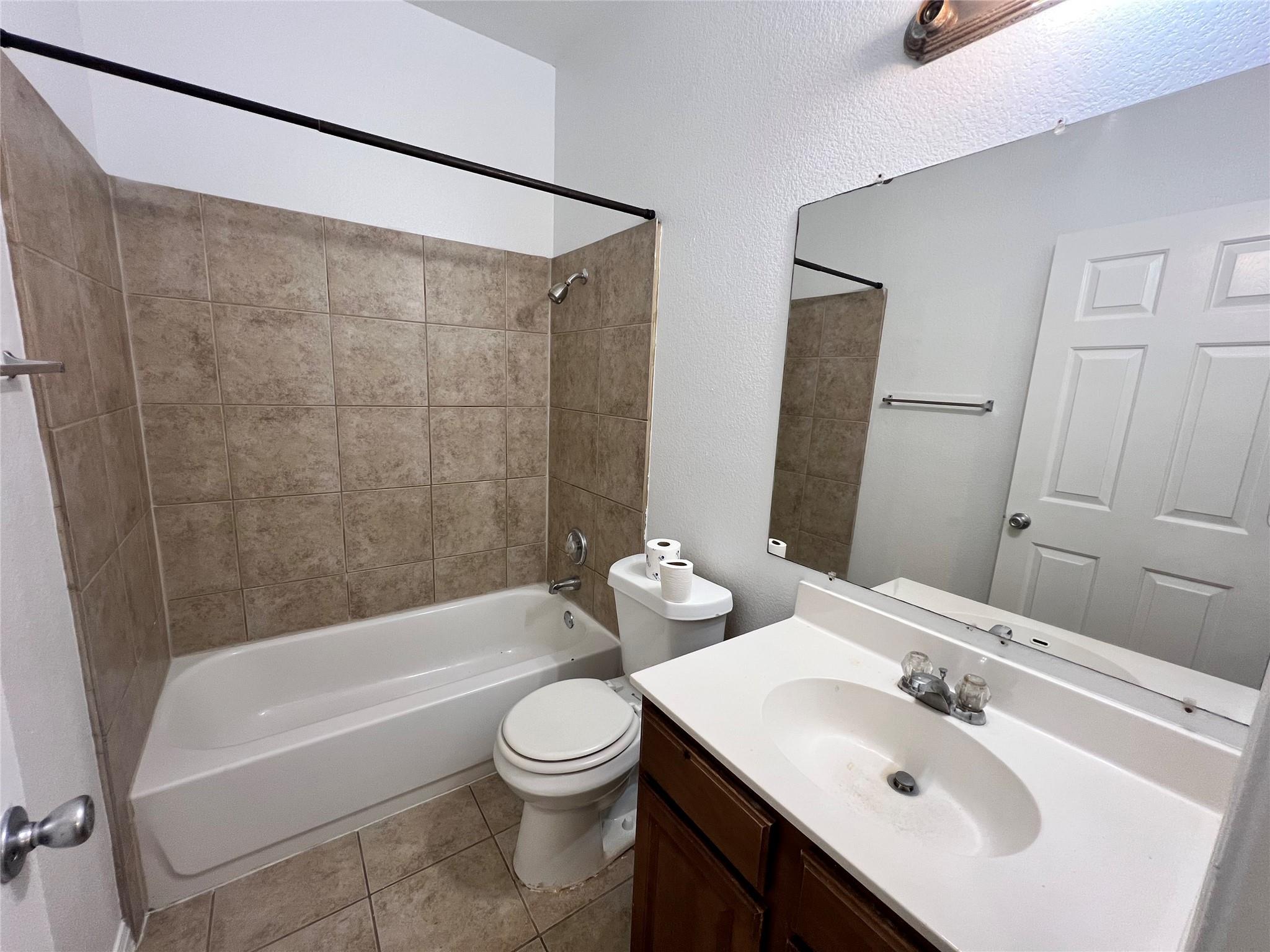 107 Provines Dr, Austin, TX 78753