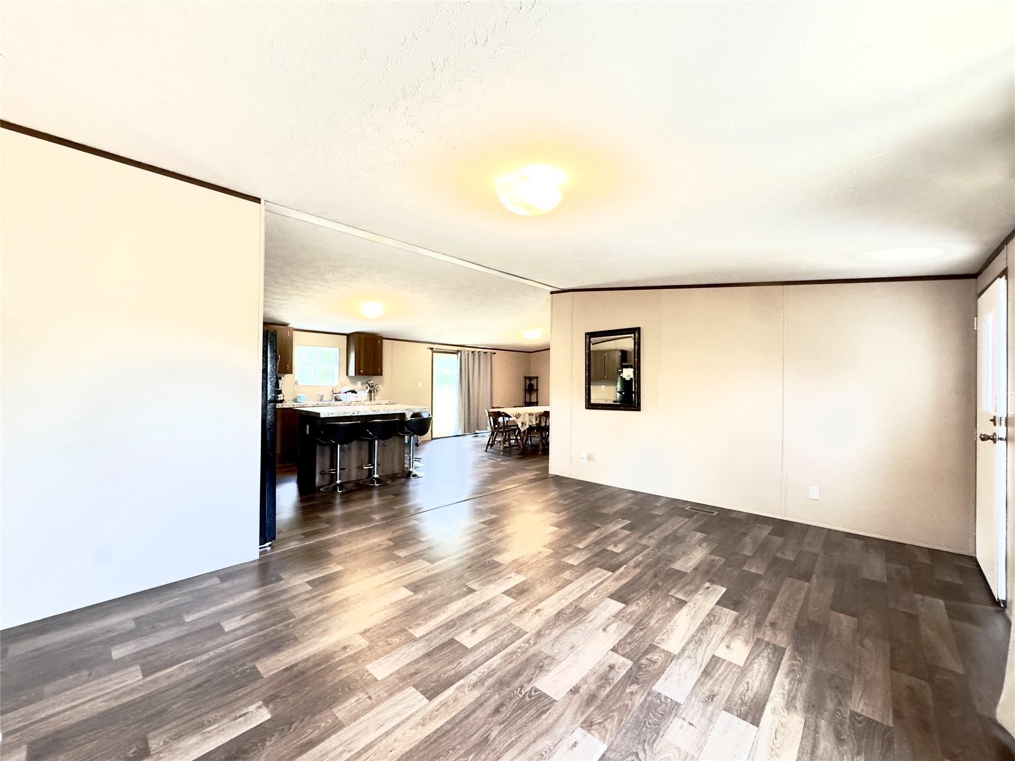 1869 Young Ln, Lockhart, TX 78644