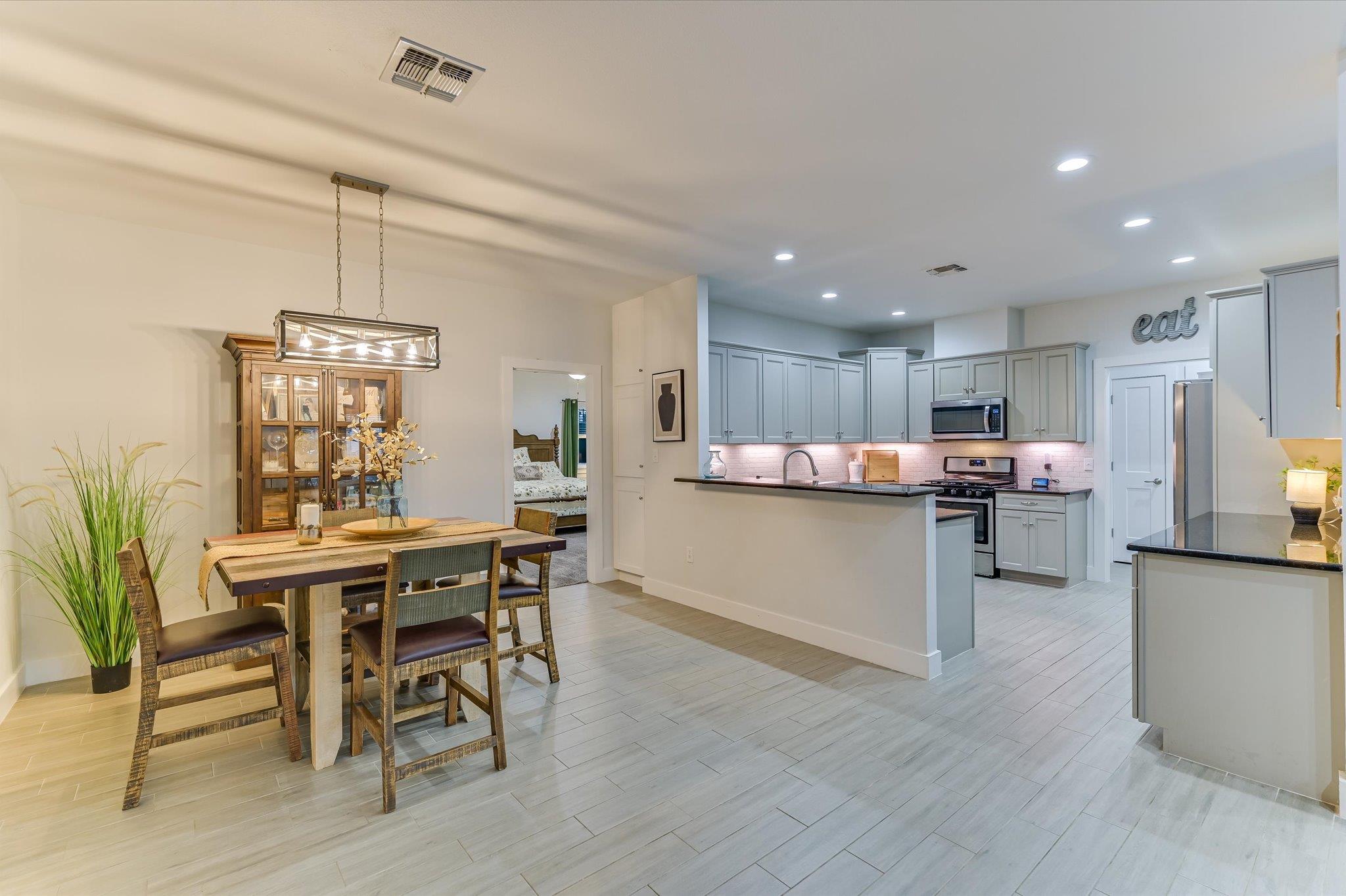 109 Les Ln, Smithville, TX 78957