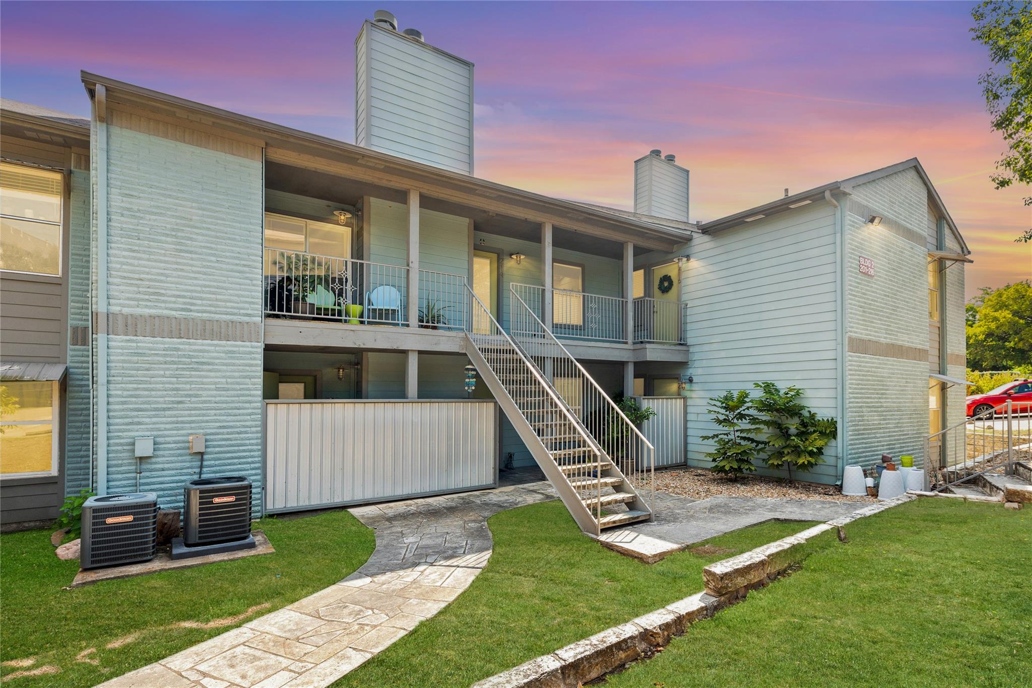 3204 Menchaca Rd # 216, Austin, TX 78704