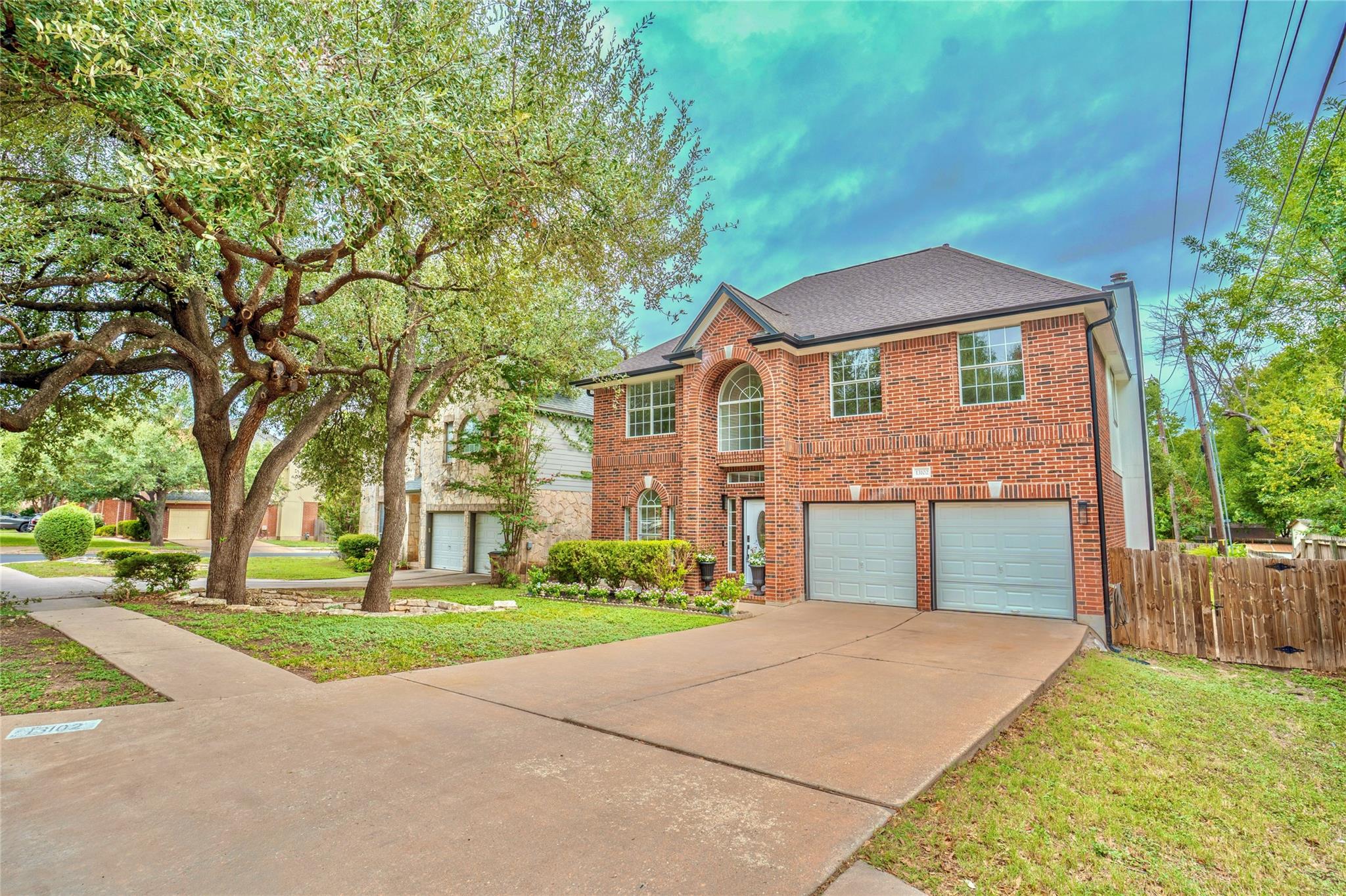 13102 Hunters Chase Dr, Austin, TX 78729