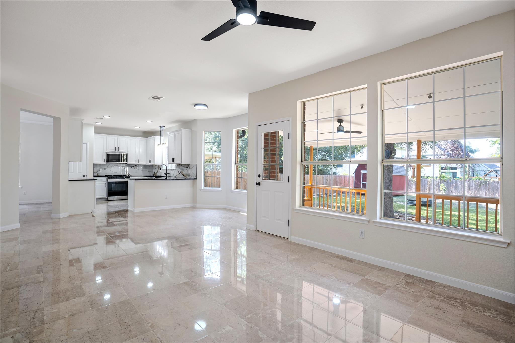 13102 Hunters Chase Dr, Austin, TX 78729