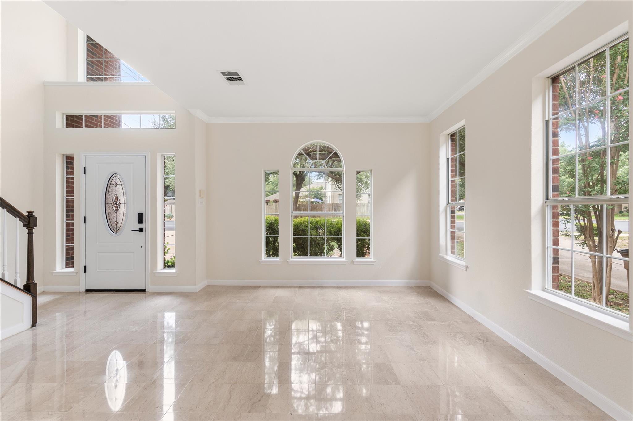 13102 Hunters Chase Dr, Austin, TX 78729