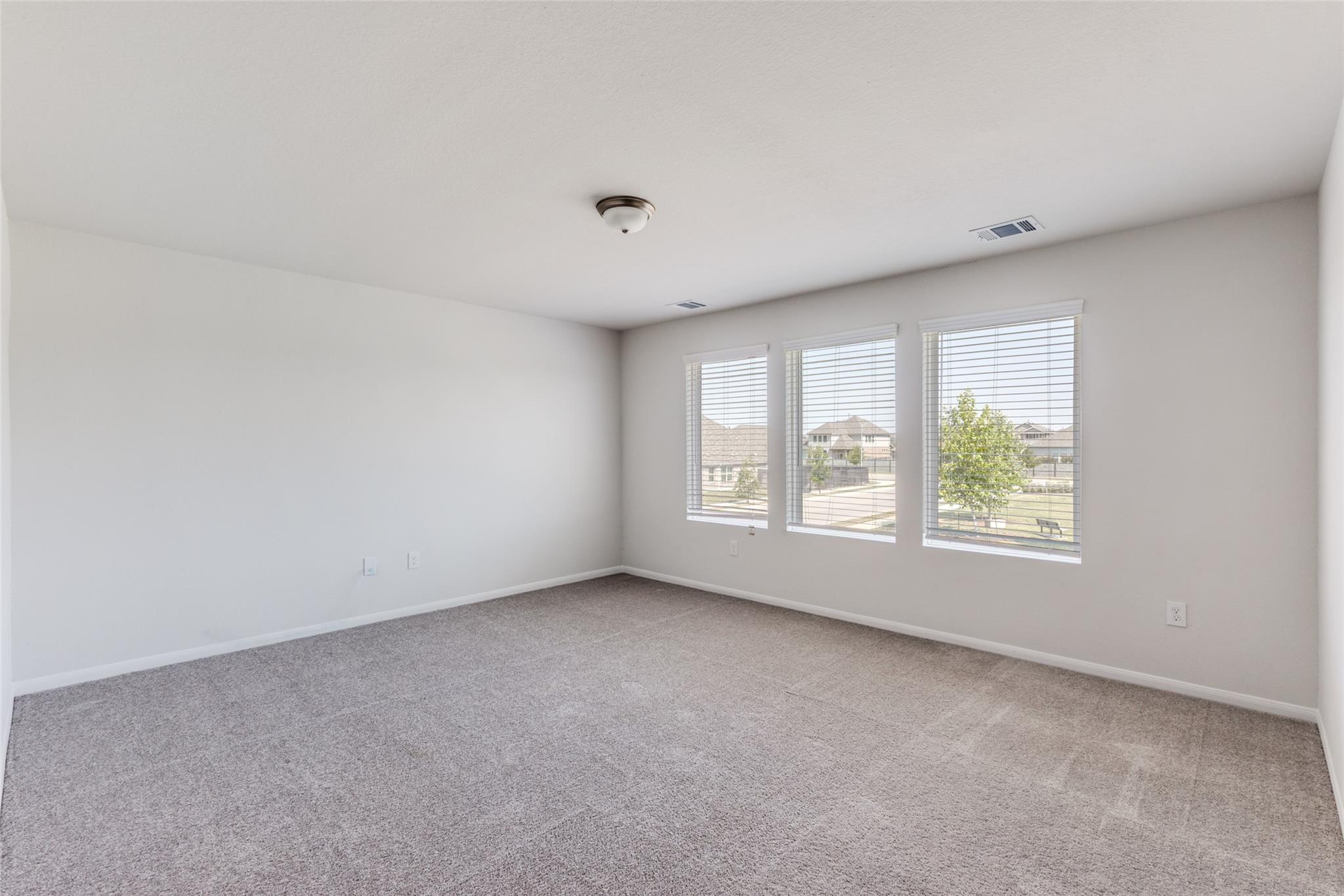 200 Oldbridge Dr, Hutto, TX 78634