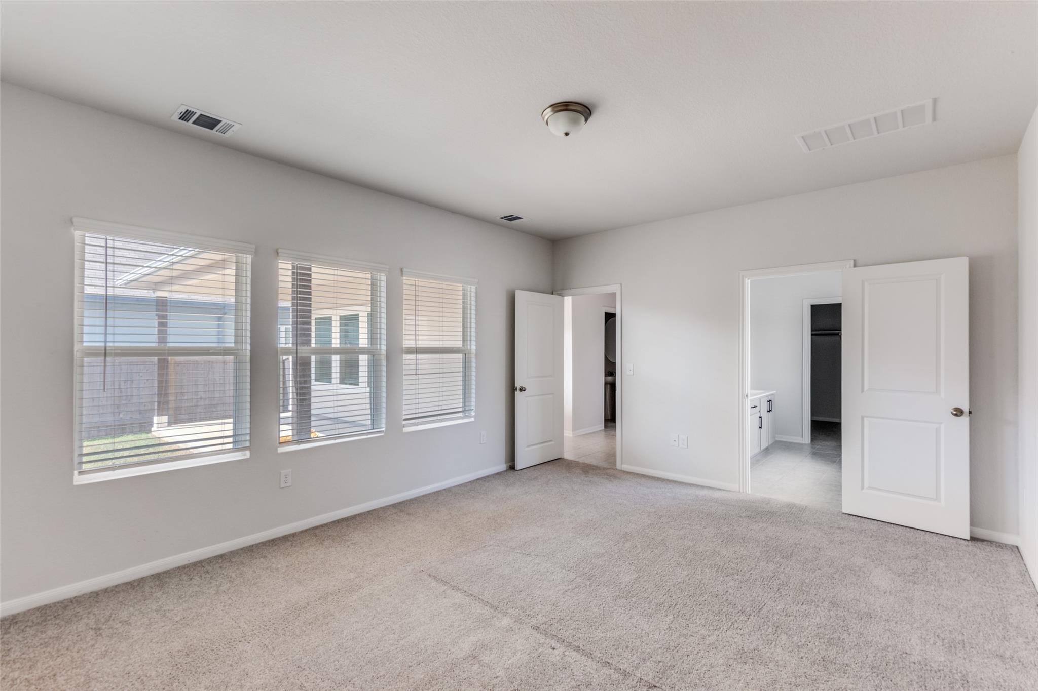 200 Oldbridge Dr, Hutto, TX 78634