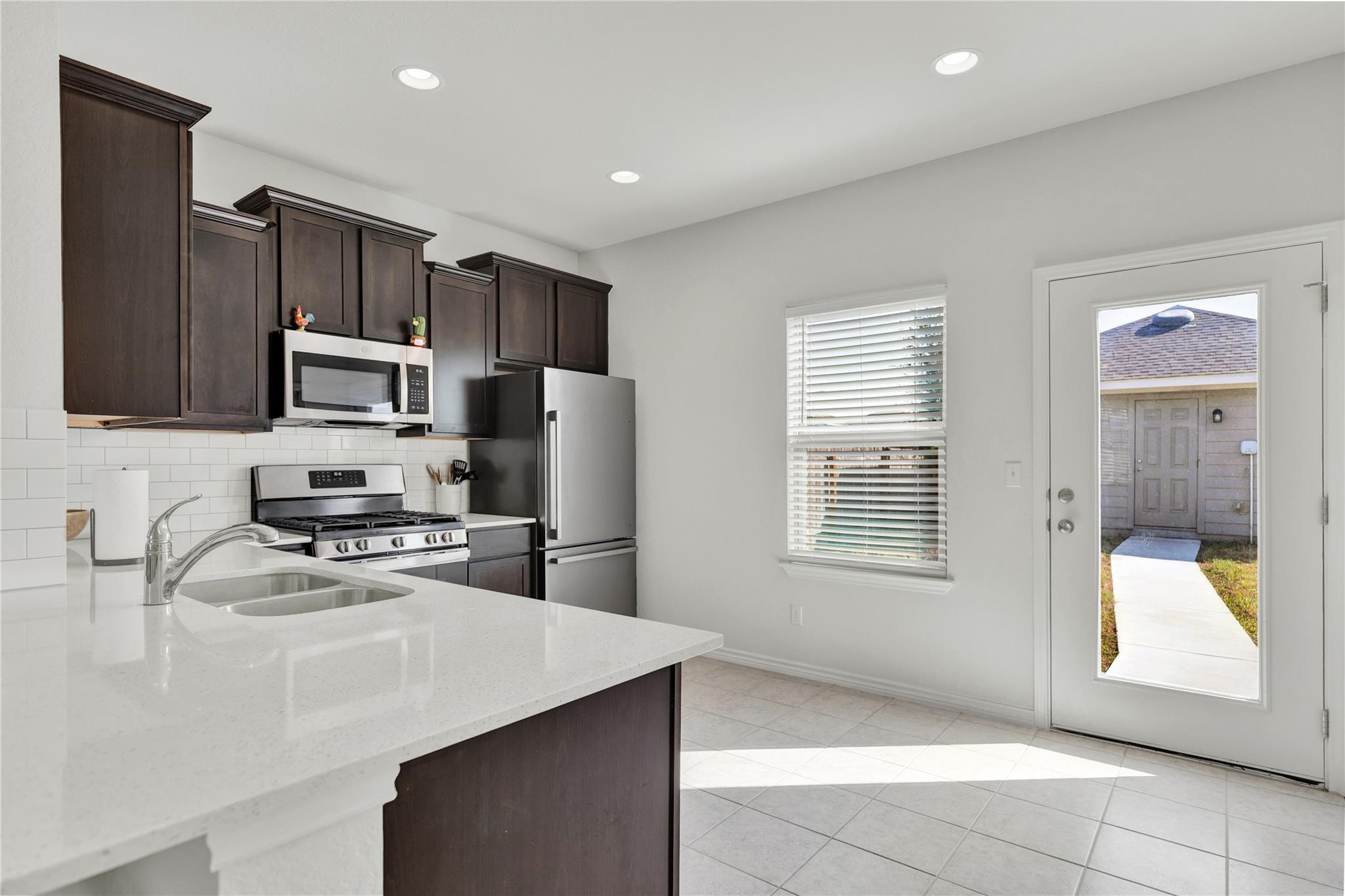 380 Witchhazel Way, San Marcos, TX 78666