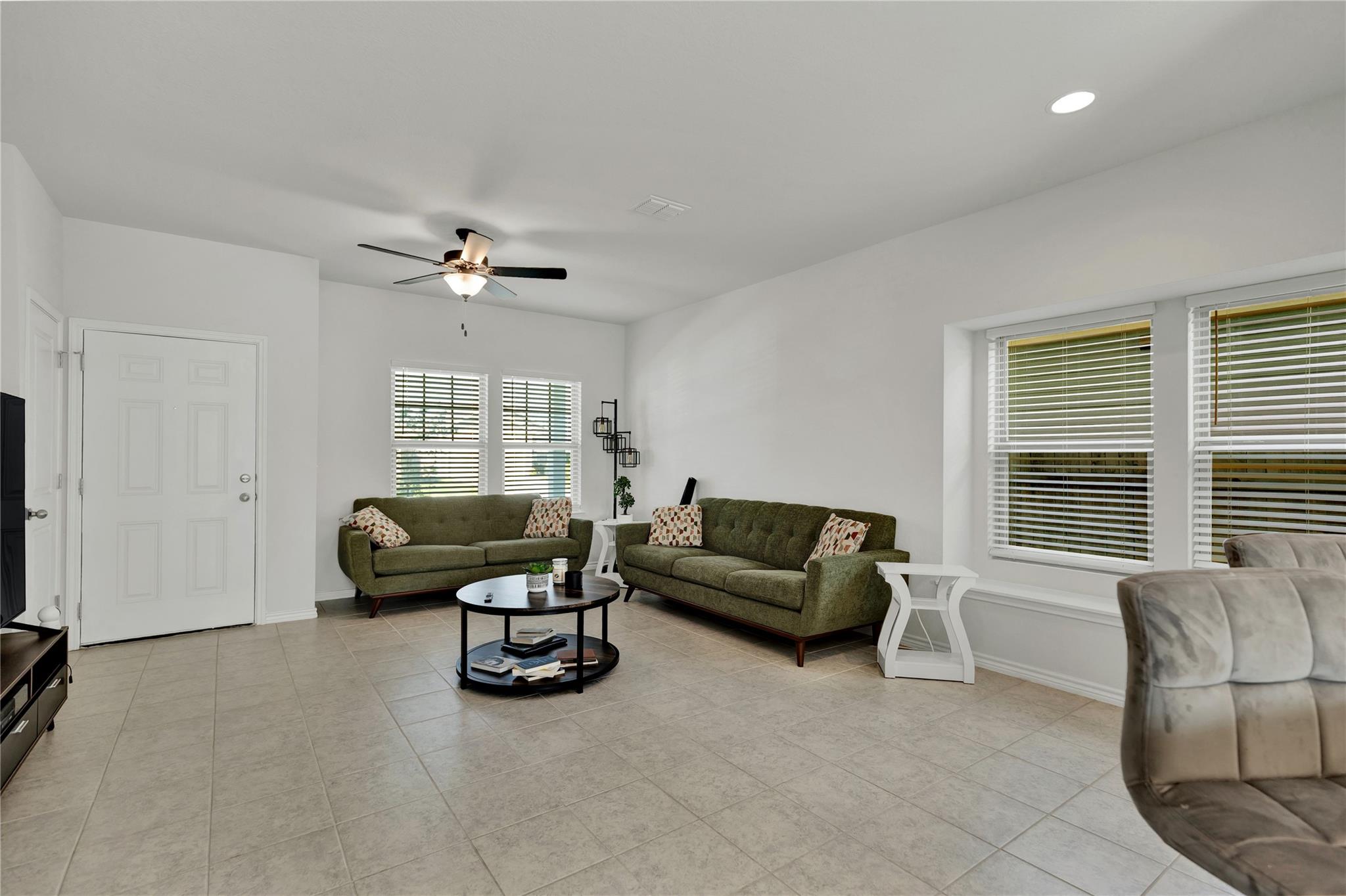 380 Witchhazel Way, San Marcos, TX 78666