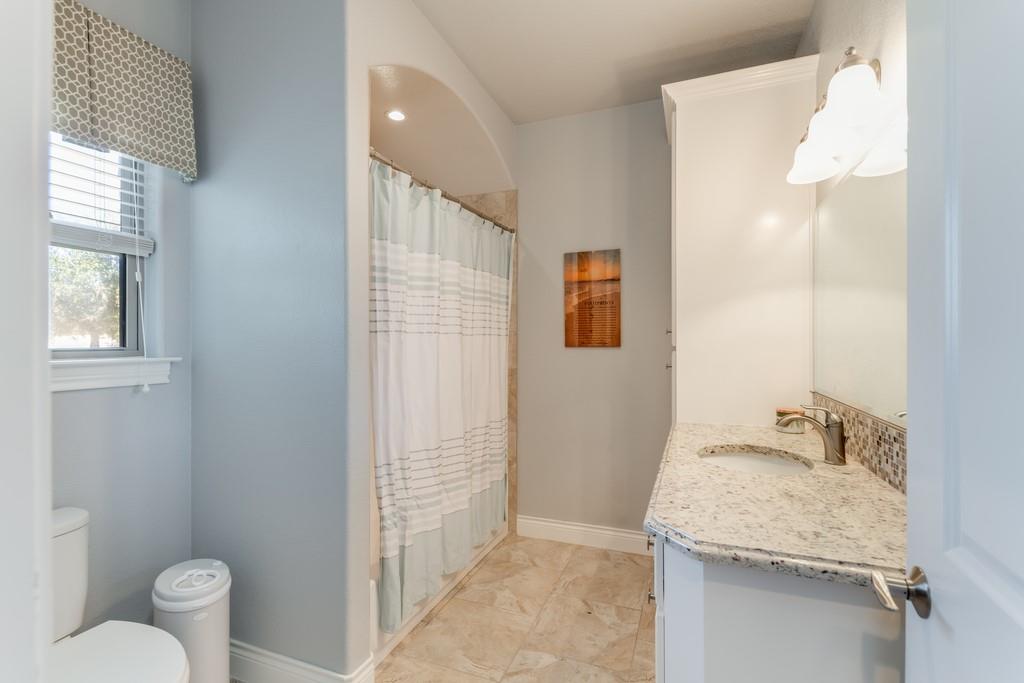 111 Wagon Wheel Trl, Bertram, TX 78605