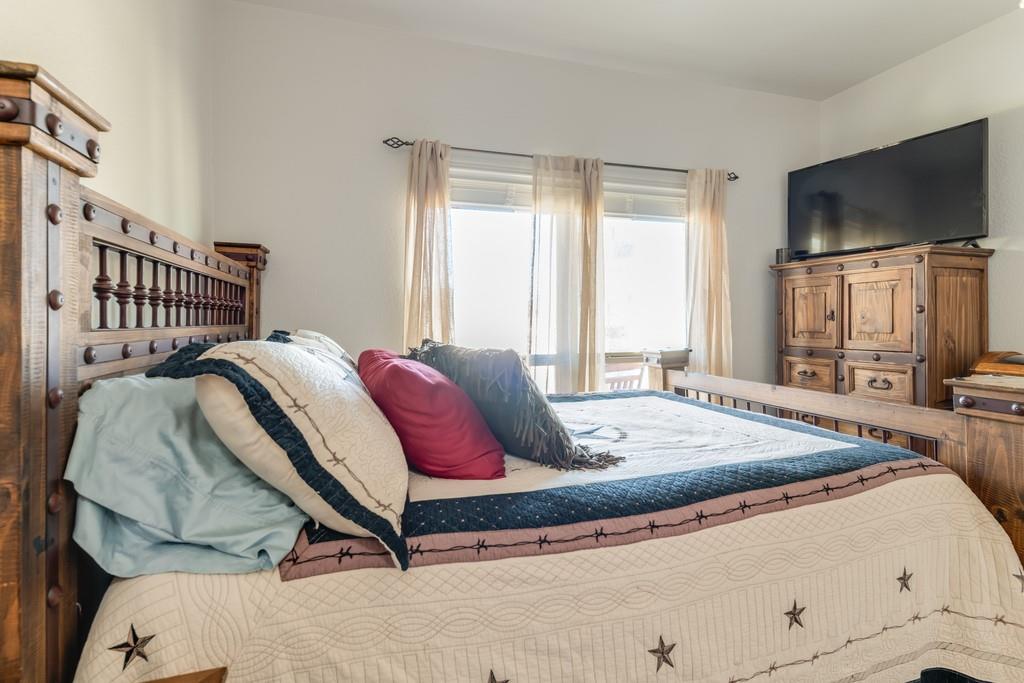 111 Wagon Wheel Trl, Bertram, TX 78605