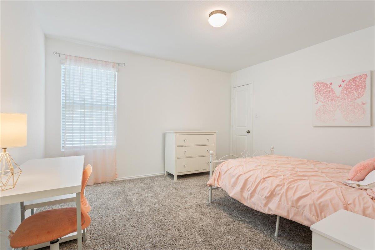 301 Majestic Cedar Ct, Liberty Hill, TX 78642