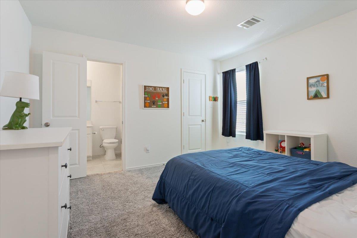 301 Majestic Cedar Ct, Liberty Hill, TX 78642