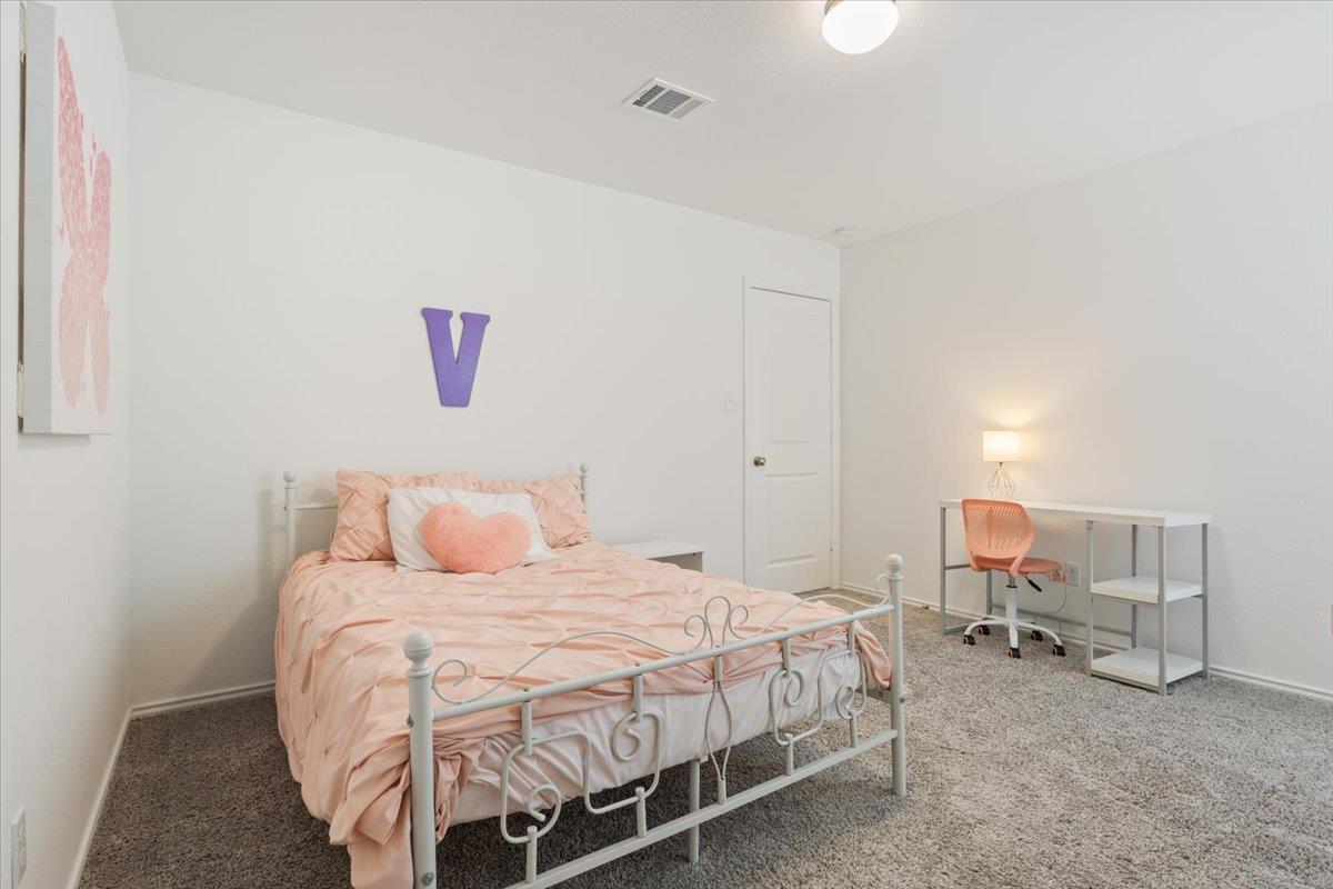 301 Majestic Cedar Ct, Liberty Hill, TX 78642