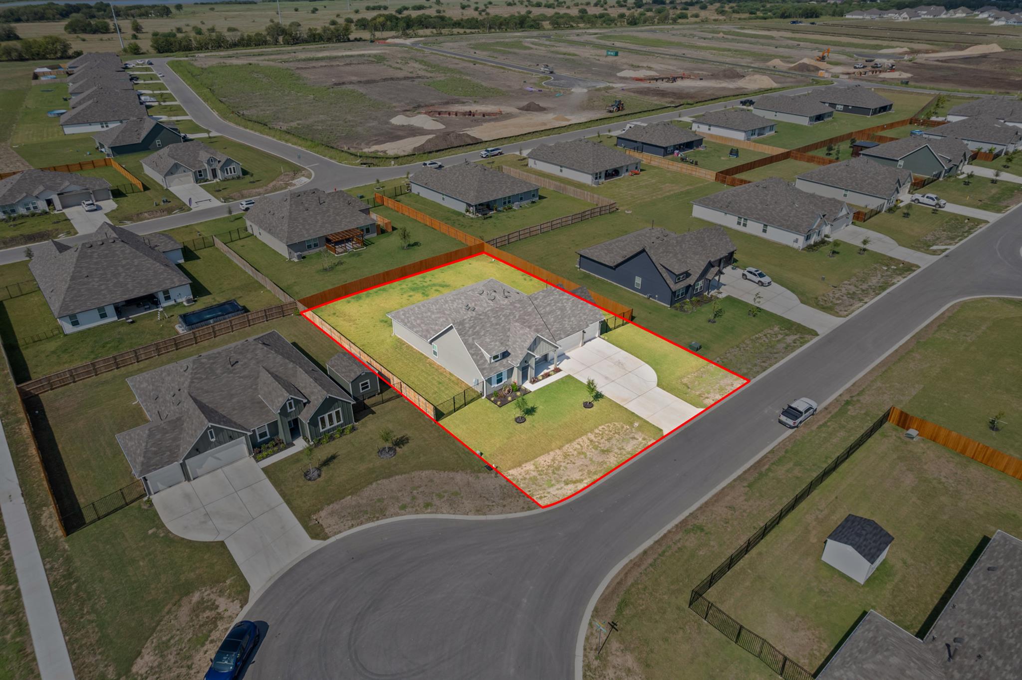 600 Davis Mountain Dr, Lockhart, TX 78644