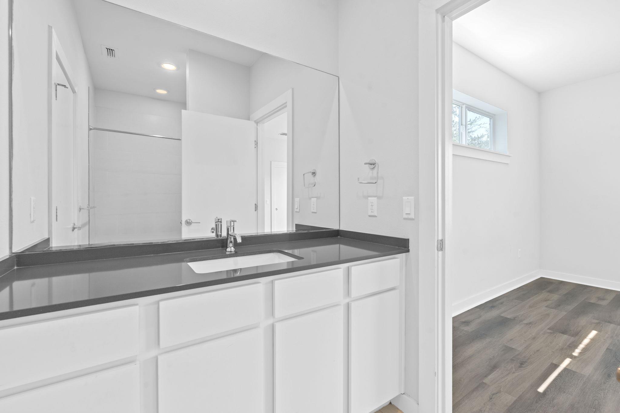 301 W Stassney Ln # 7, Austin, TX 78745