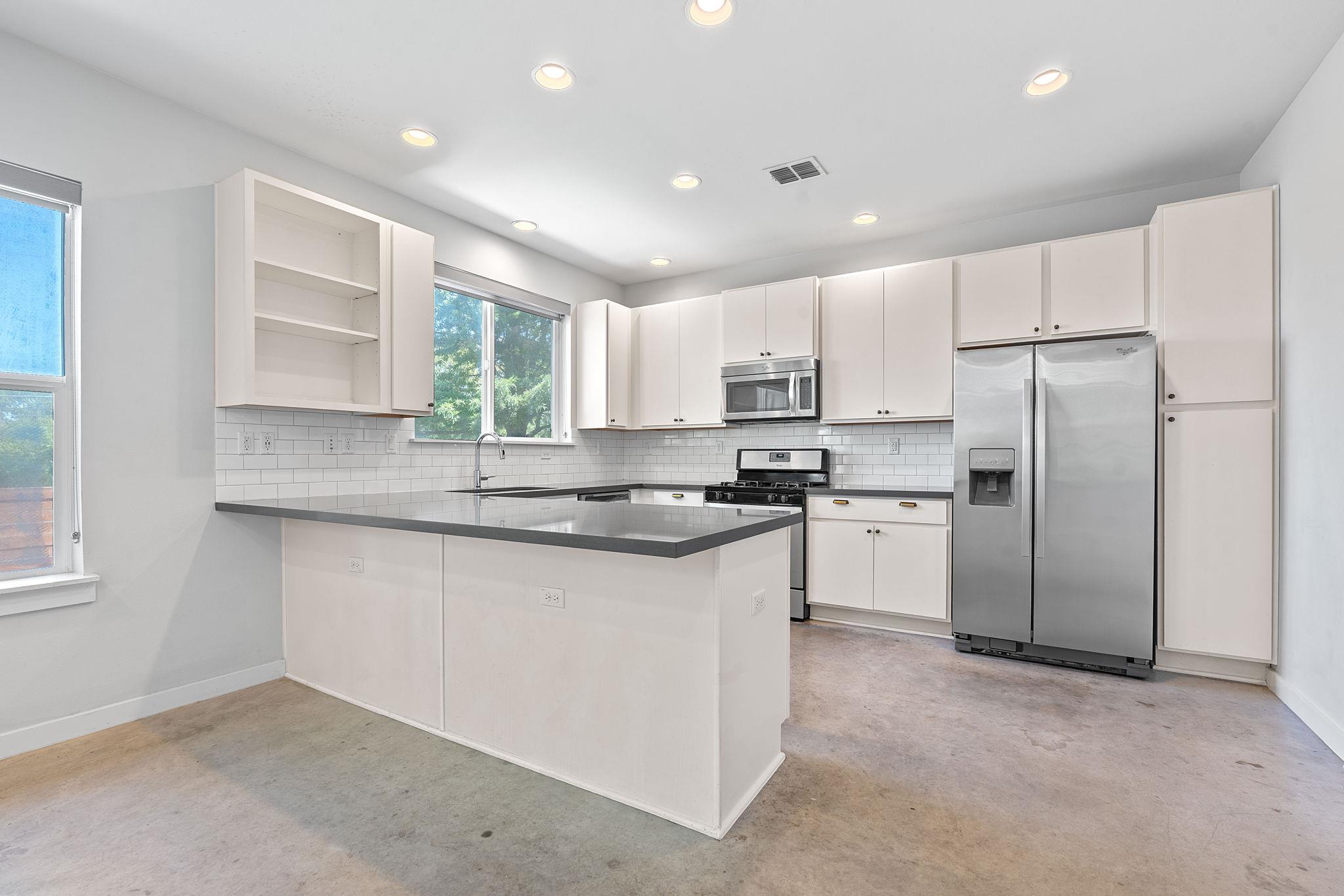 301 W Stassney Ln # 7, Austin, TX 78745