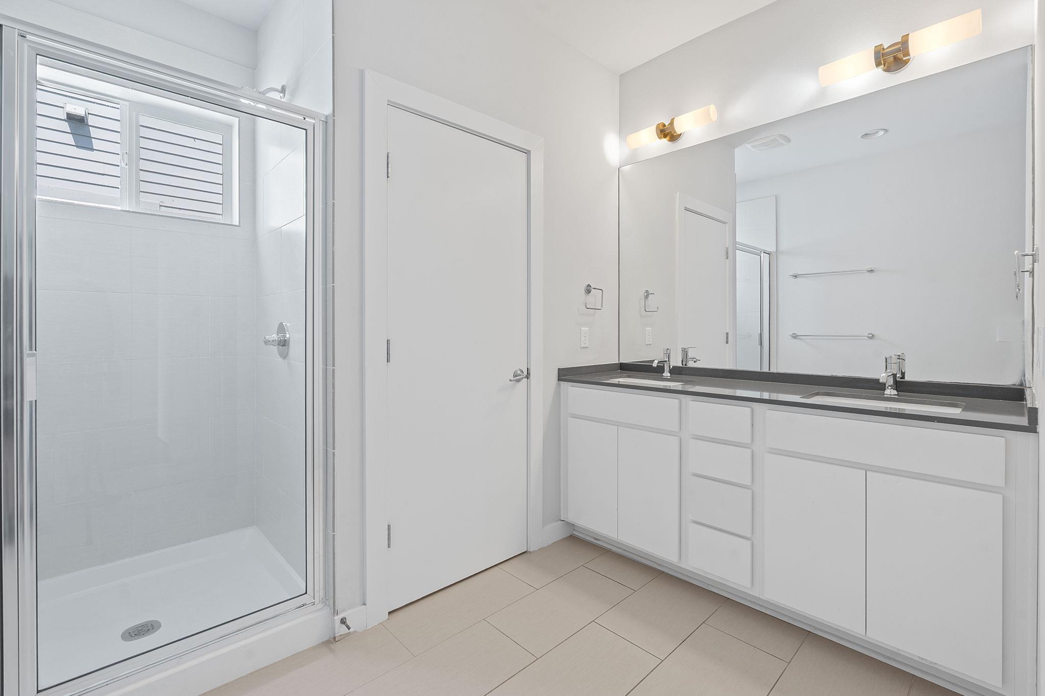 301 W Stassney Ln # 7, Austin, TX 78745