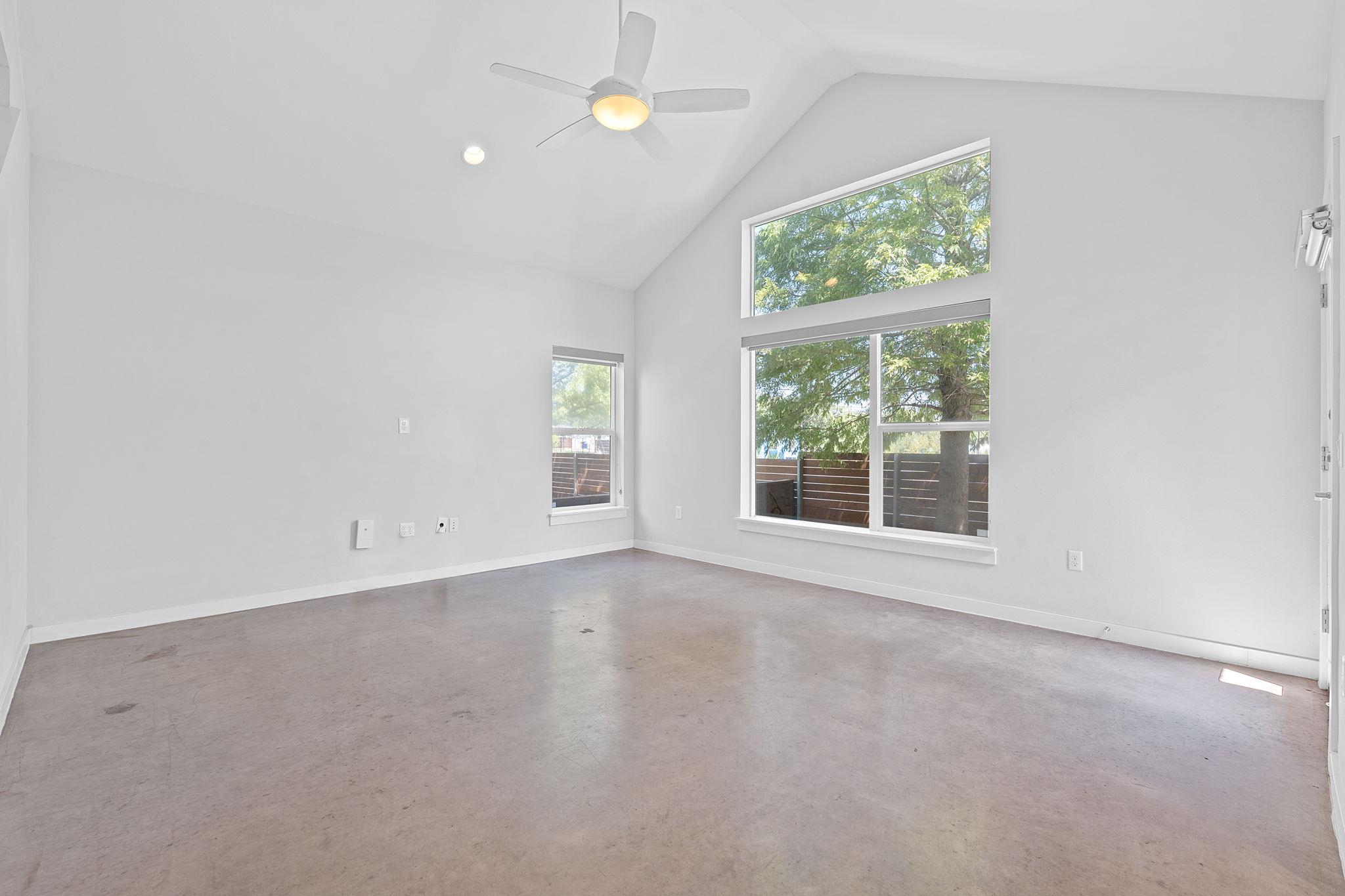 301 W Stassney Ln # 7, Austin, TX 78745