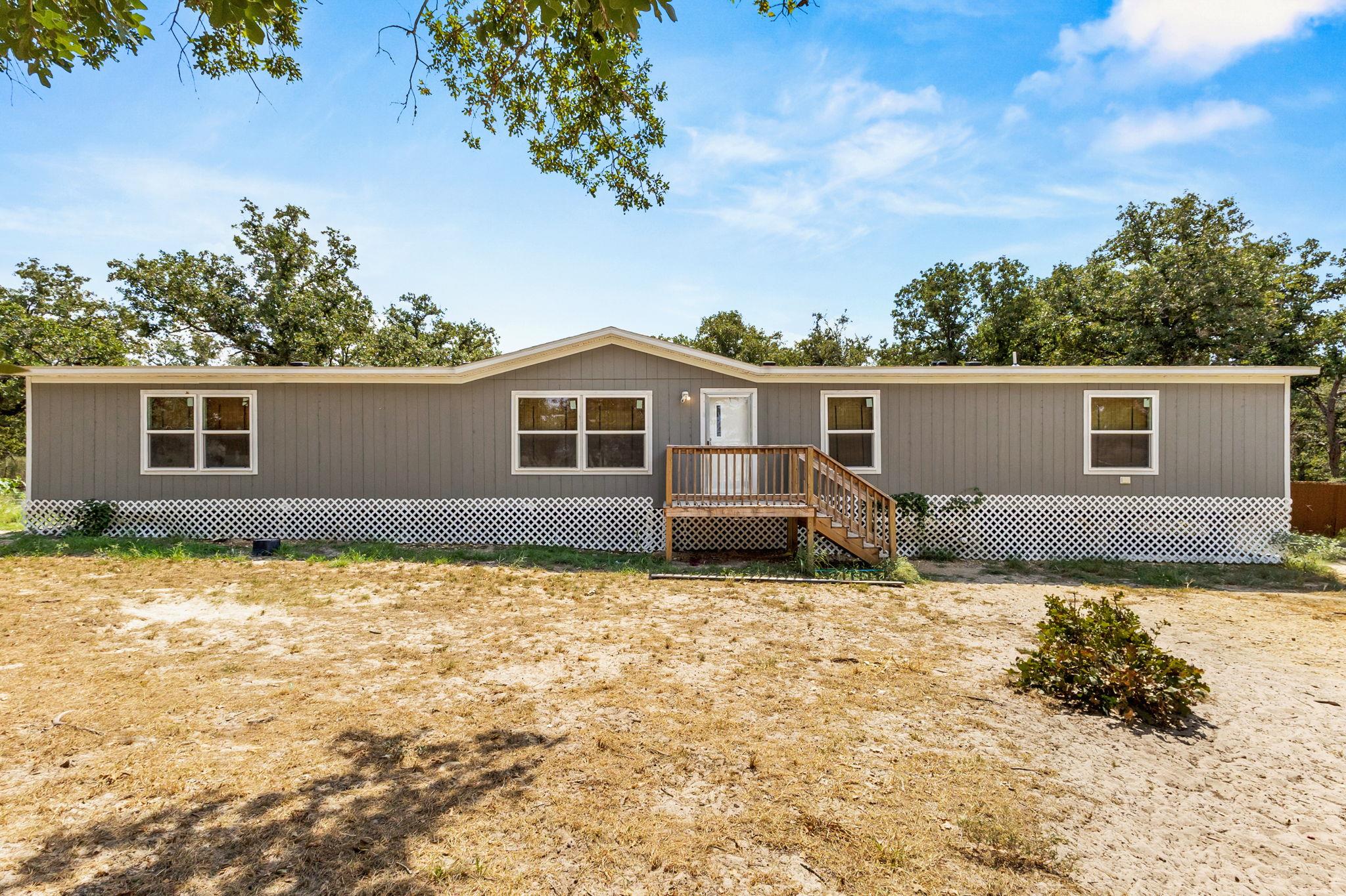 161 High Point Rdg, Seguin, TX 78155