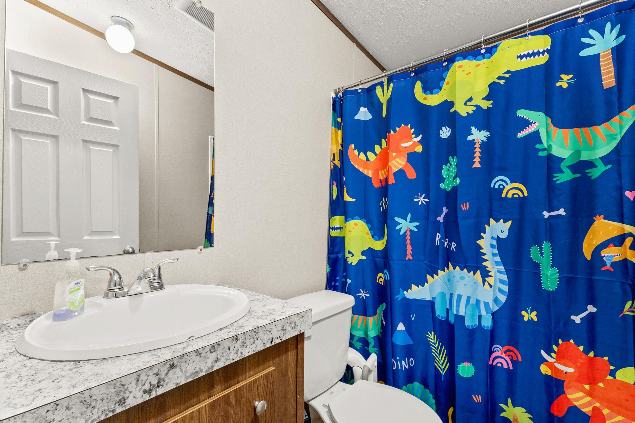 161 High Point Rdg, Seguin, TX 78155