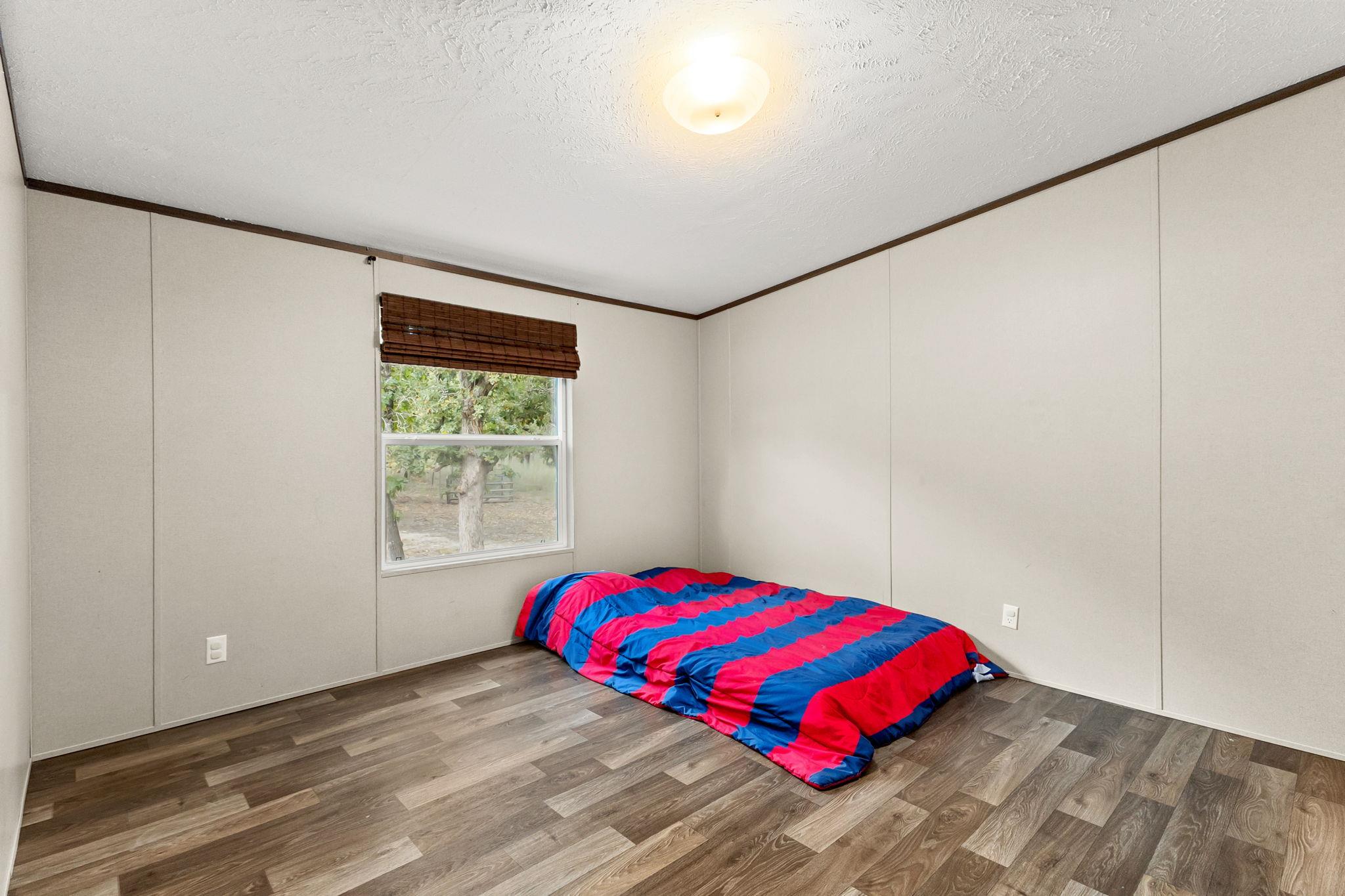 161 High Point Rdg, Seguin, TX 78155