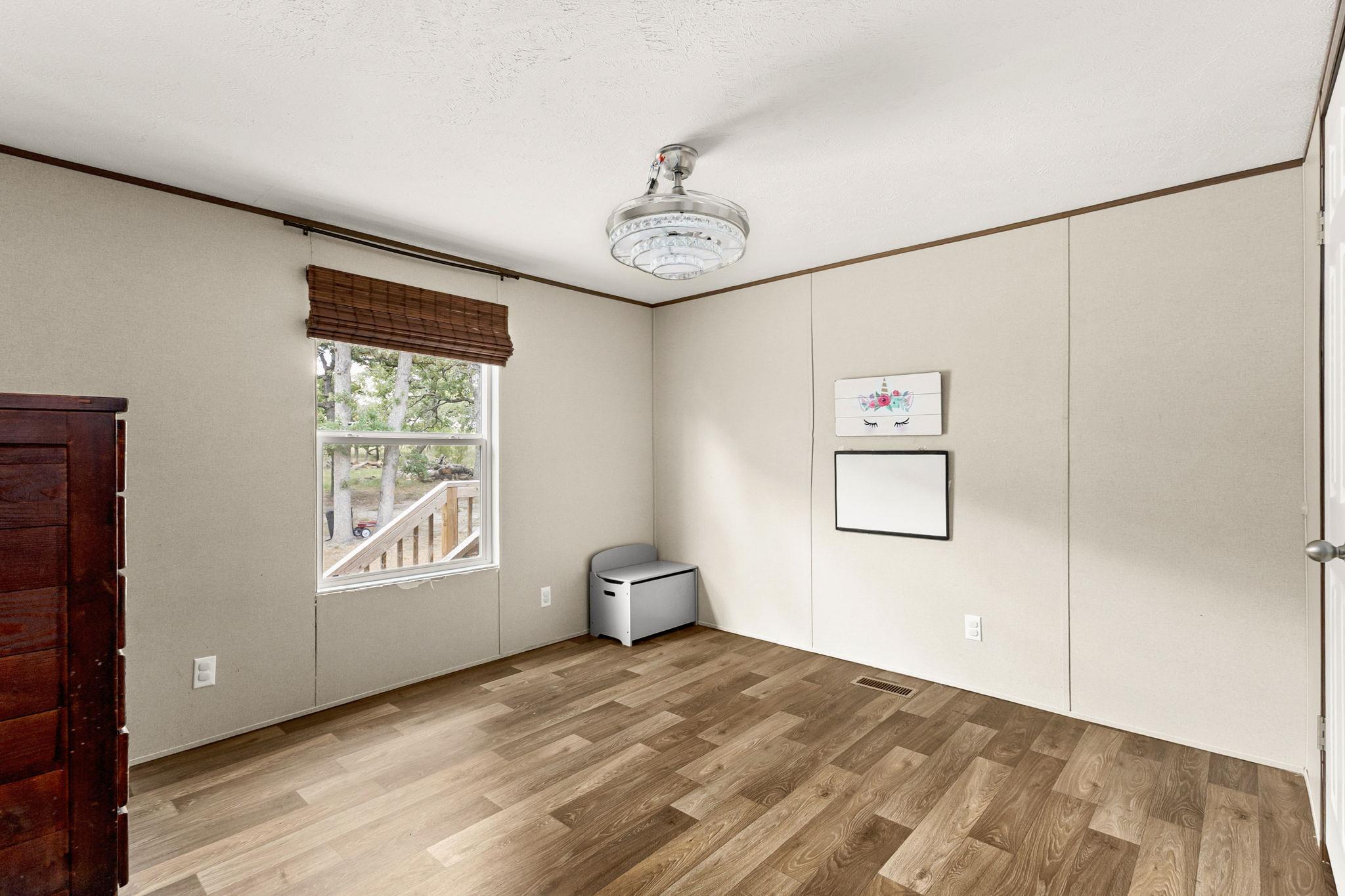 161 High Point Rdg, Seguin, TX 78155