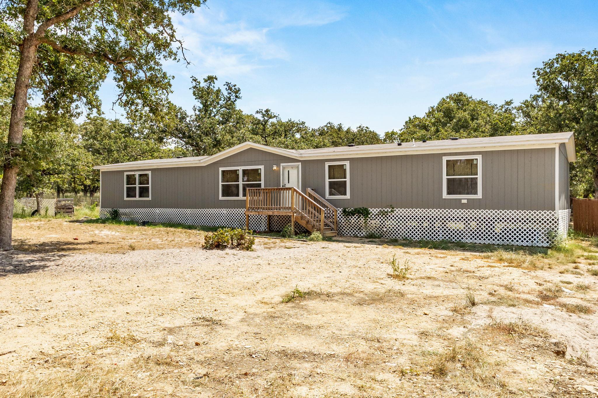 161 High Point Rdg, Seguin, TX 78155