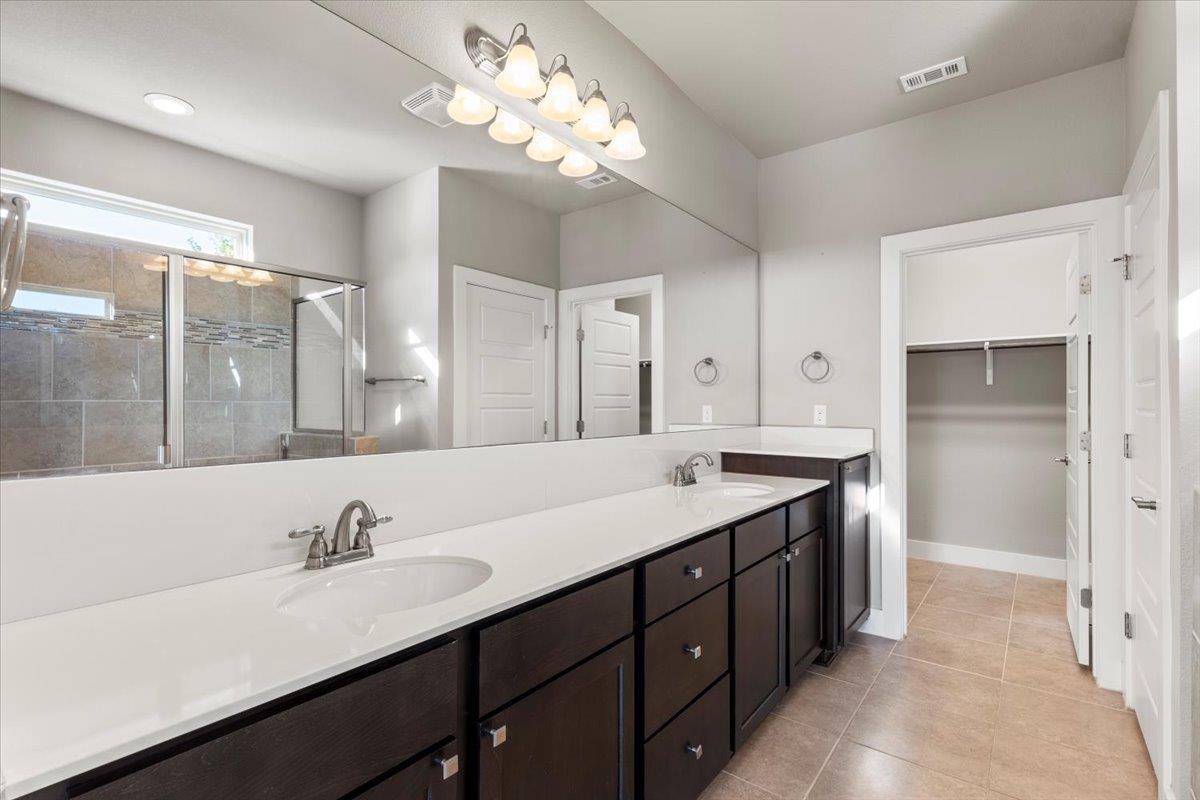 710 Arrow Point Dr # 15, Cedar Park, TX 78613