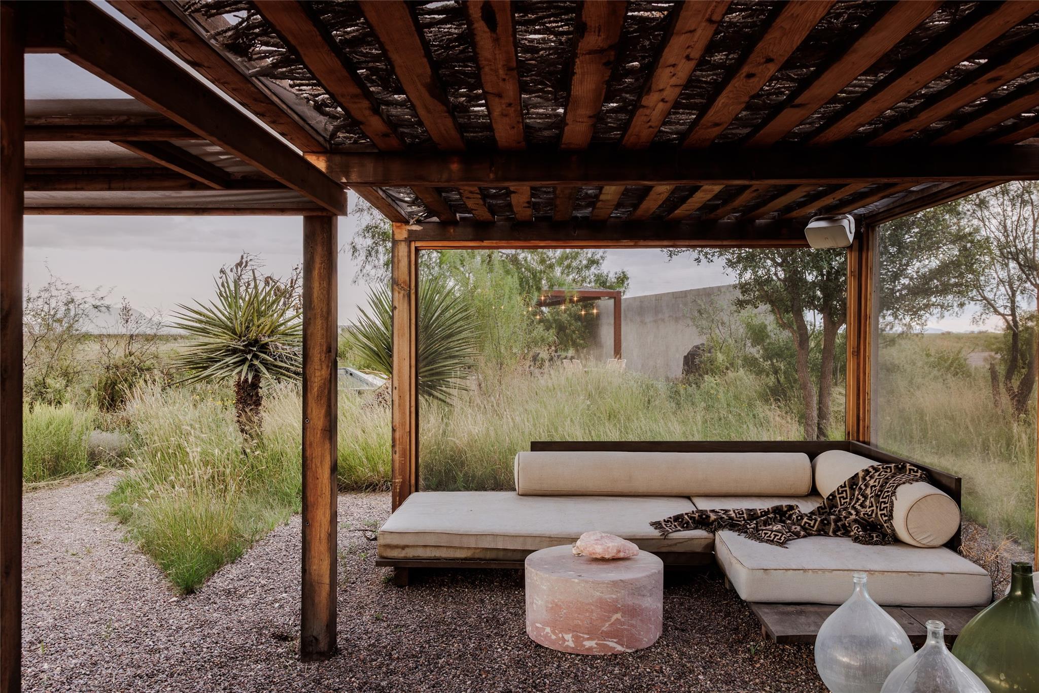 2405 Antelope Hills Rd, Marfa, TX 79843