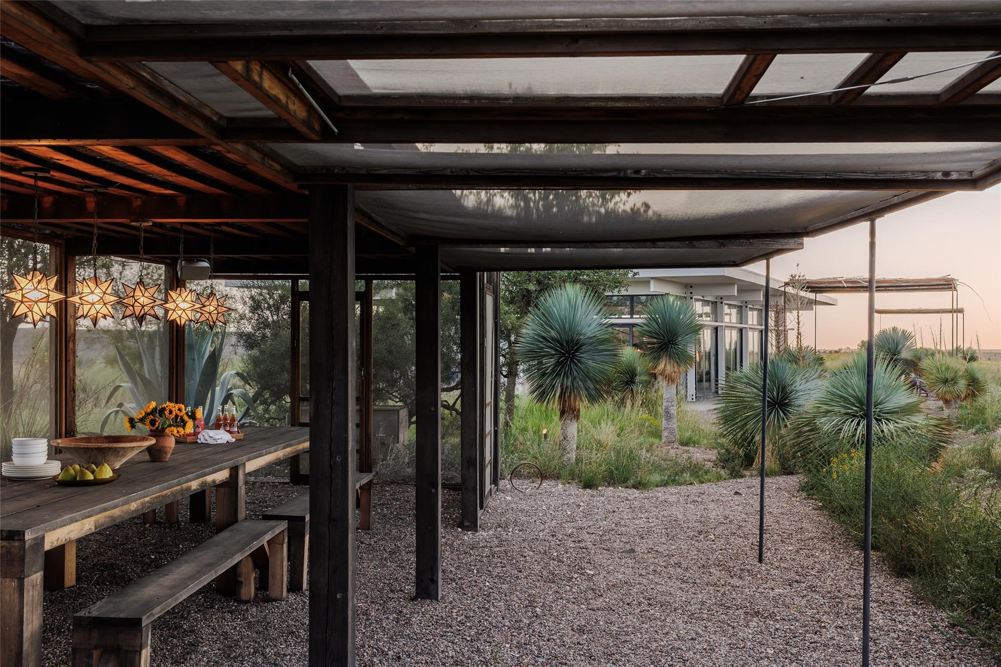 2405 Antelope Hills Rd, Marfa, TX 79843