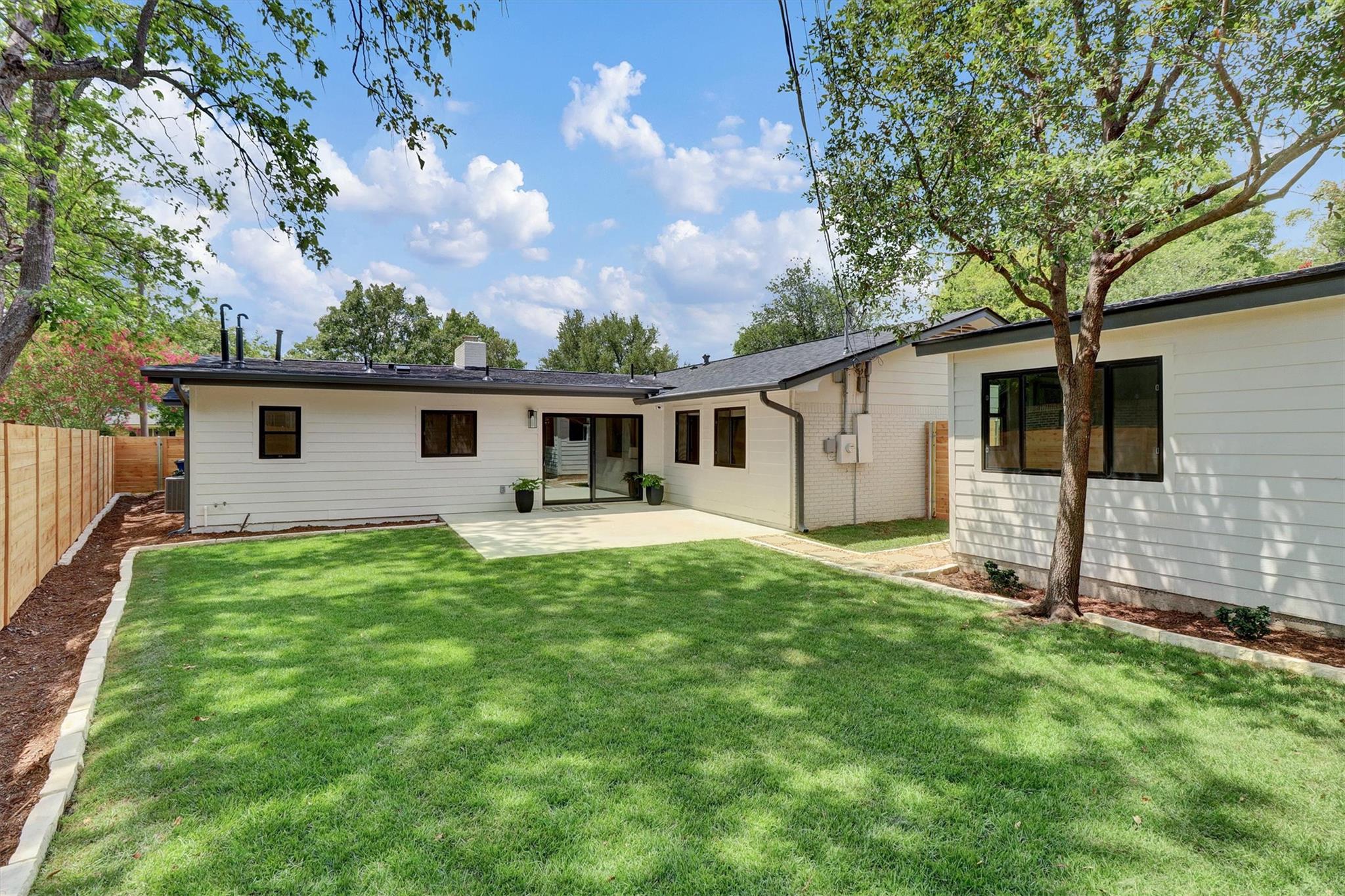 2713 Cascade Dr, Austin, TX 78757