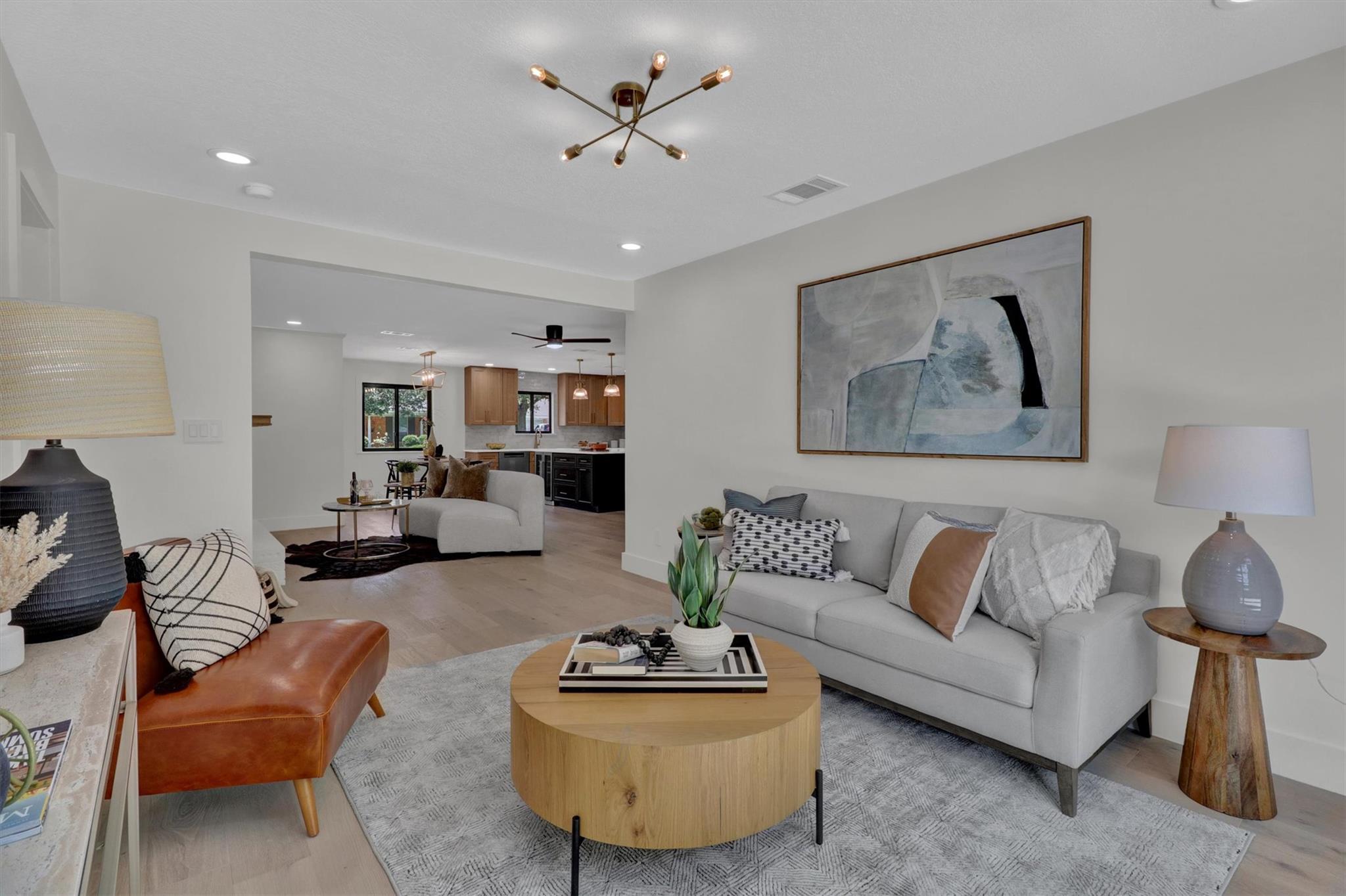 2713 Cascade Dr, Austin, TX 78757