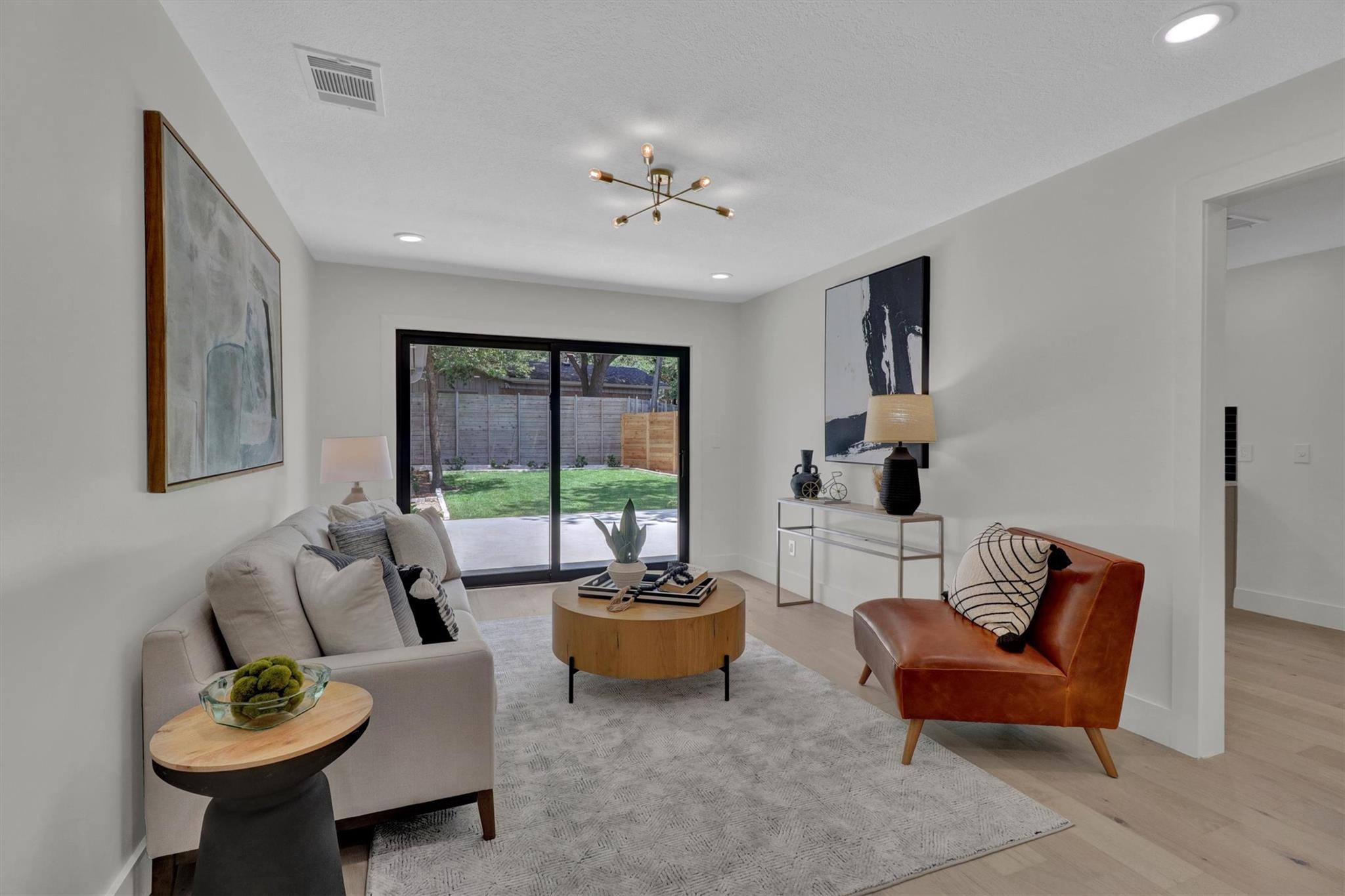 2713 Cascade Dr, Austin, TX 78757