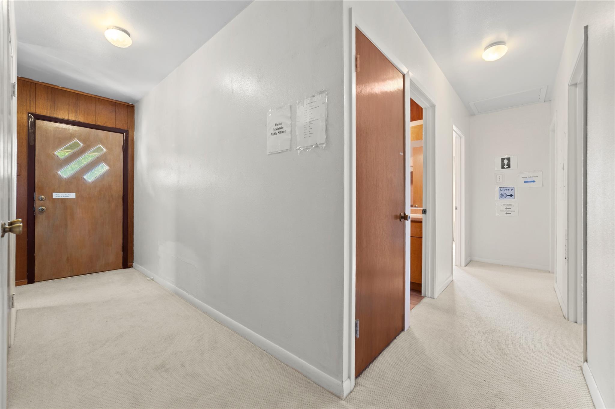 1105 E Applegate Dr, Austin, TX 78753