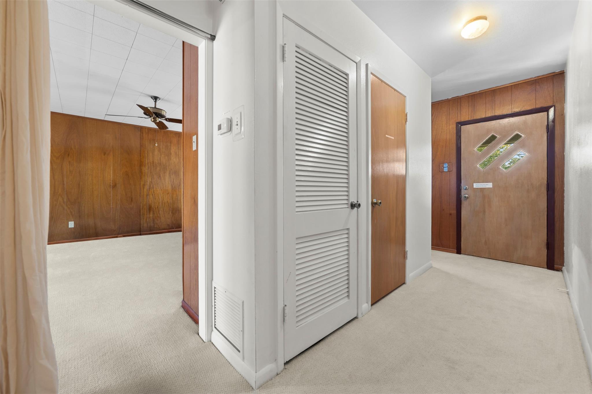 1105 E Applegate Dr, Austin, TX 78753