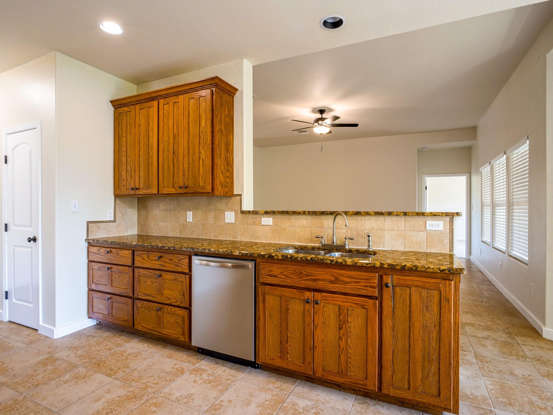 419 Spyglass St, Marble Falls, TX 78654