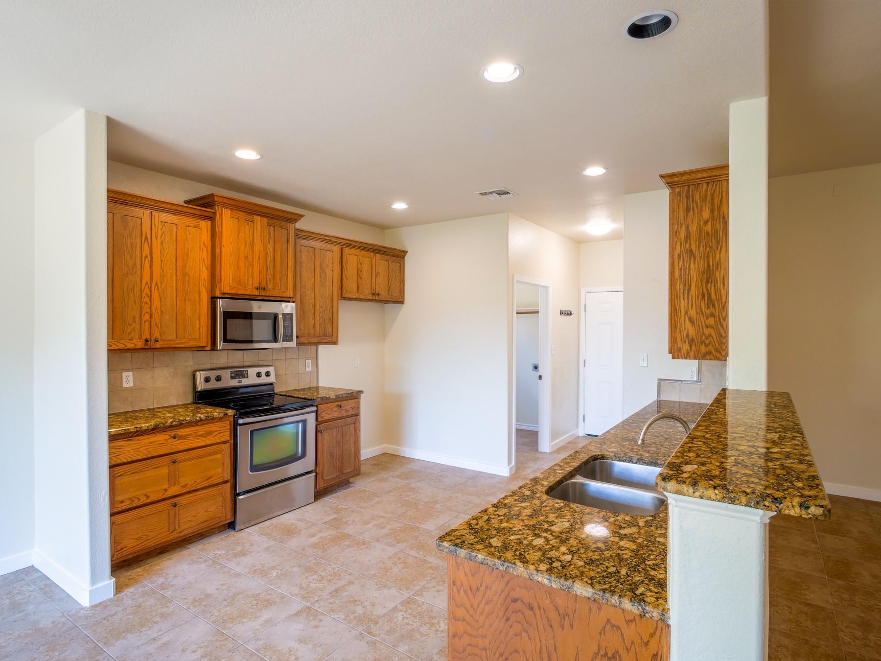 419 Spyglass St, Marble Falls, TX 78654