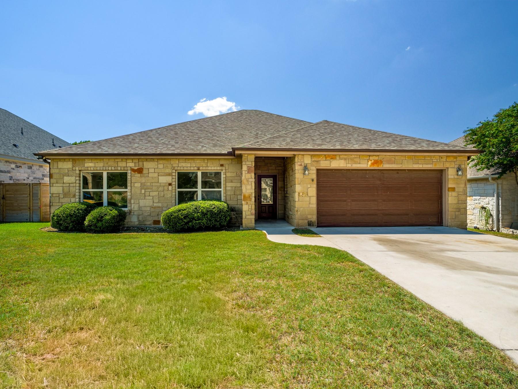 419 Spyglass St, Marble Falls, TX 78654