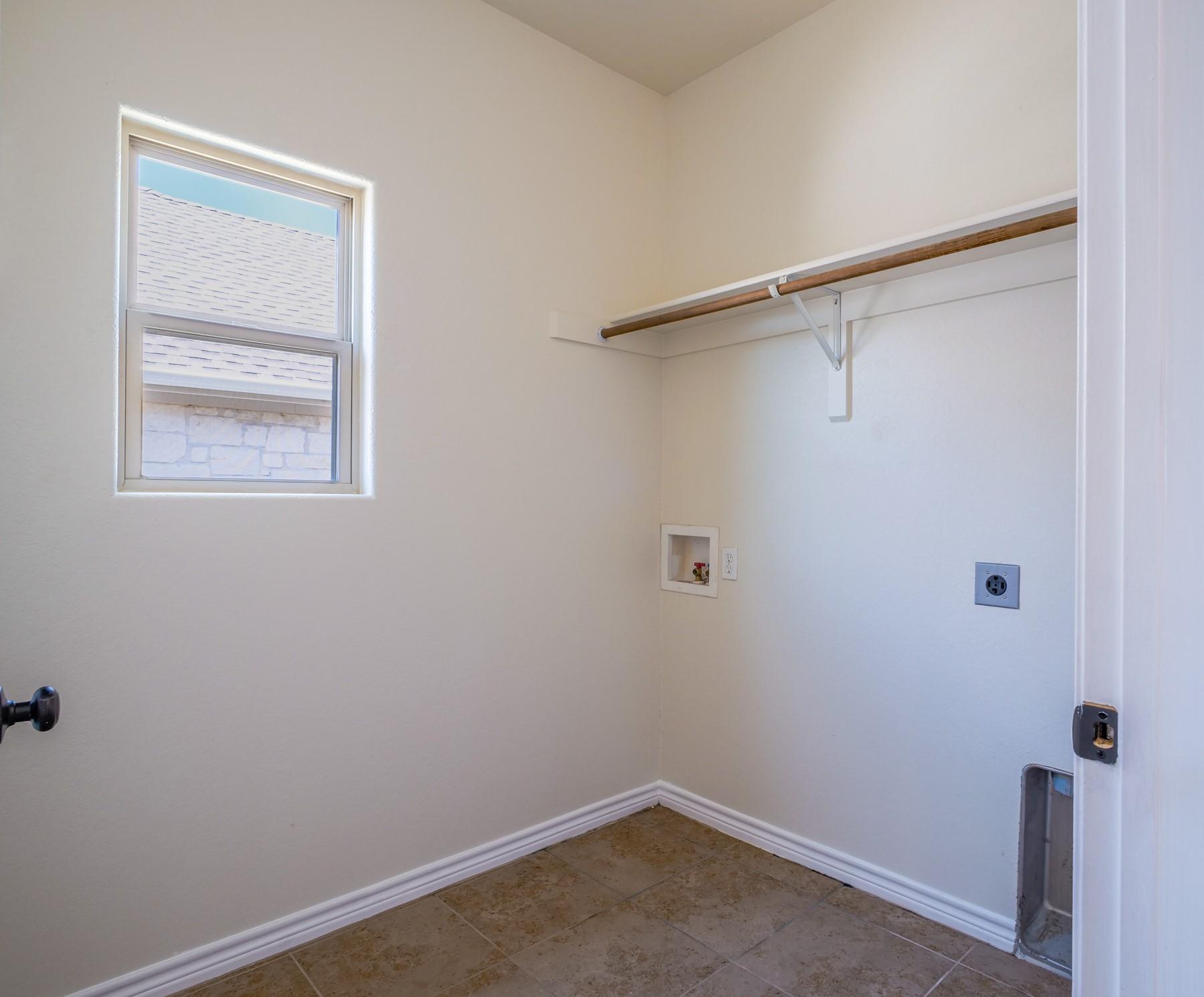 419 Spyglass St, Marble Falls, TX 78654