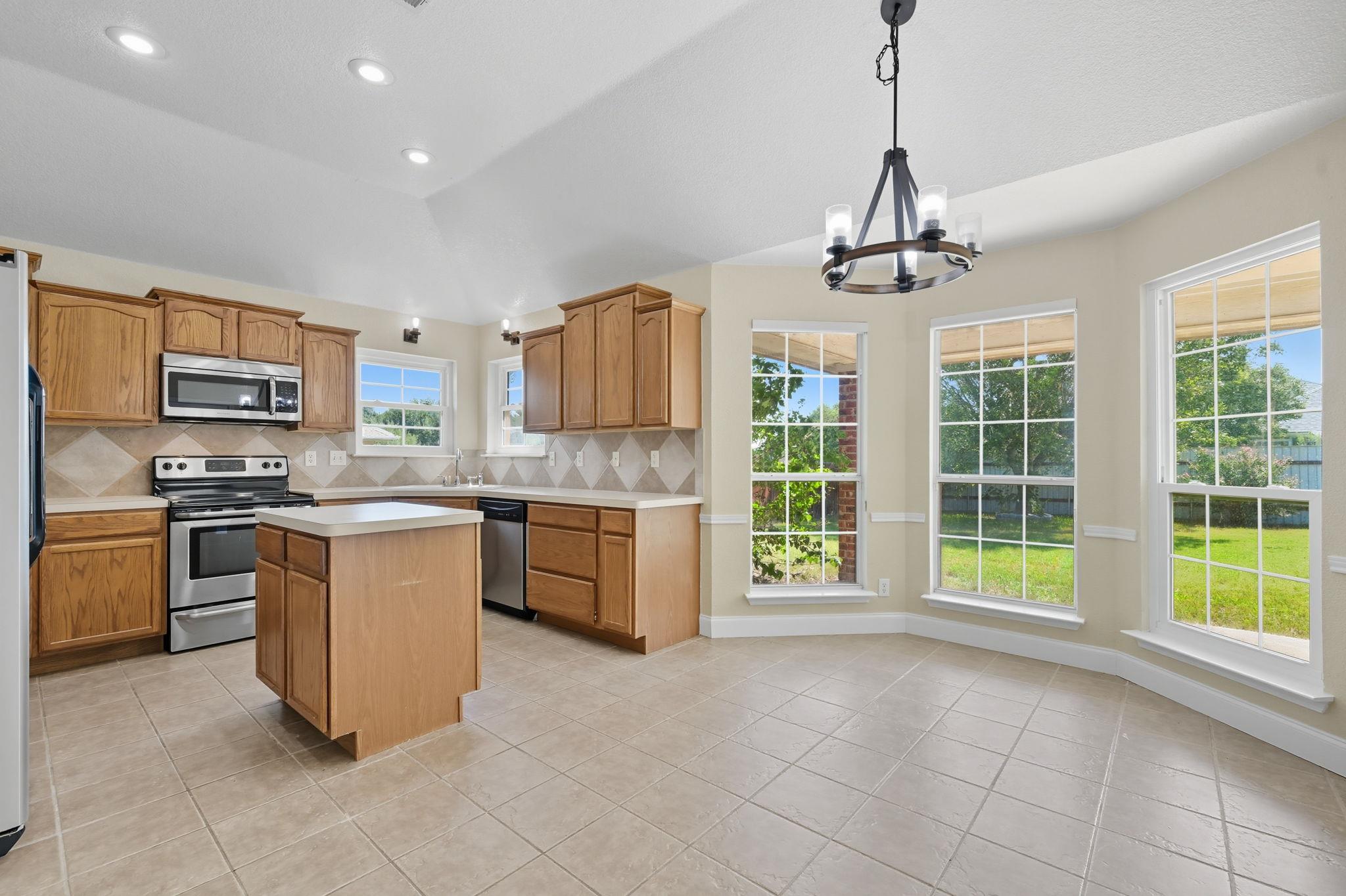 2021 Stonehenge Dr, Harker Heights, TX 76548