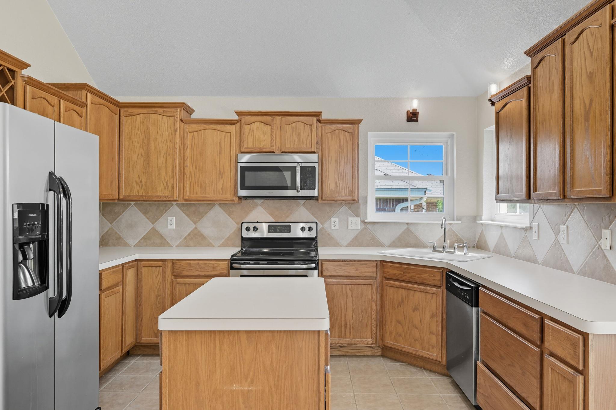 2021 Stonehenge Dr, Harker Heights, TX 76548