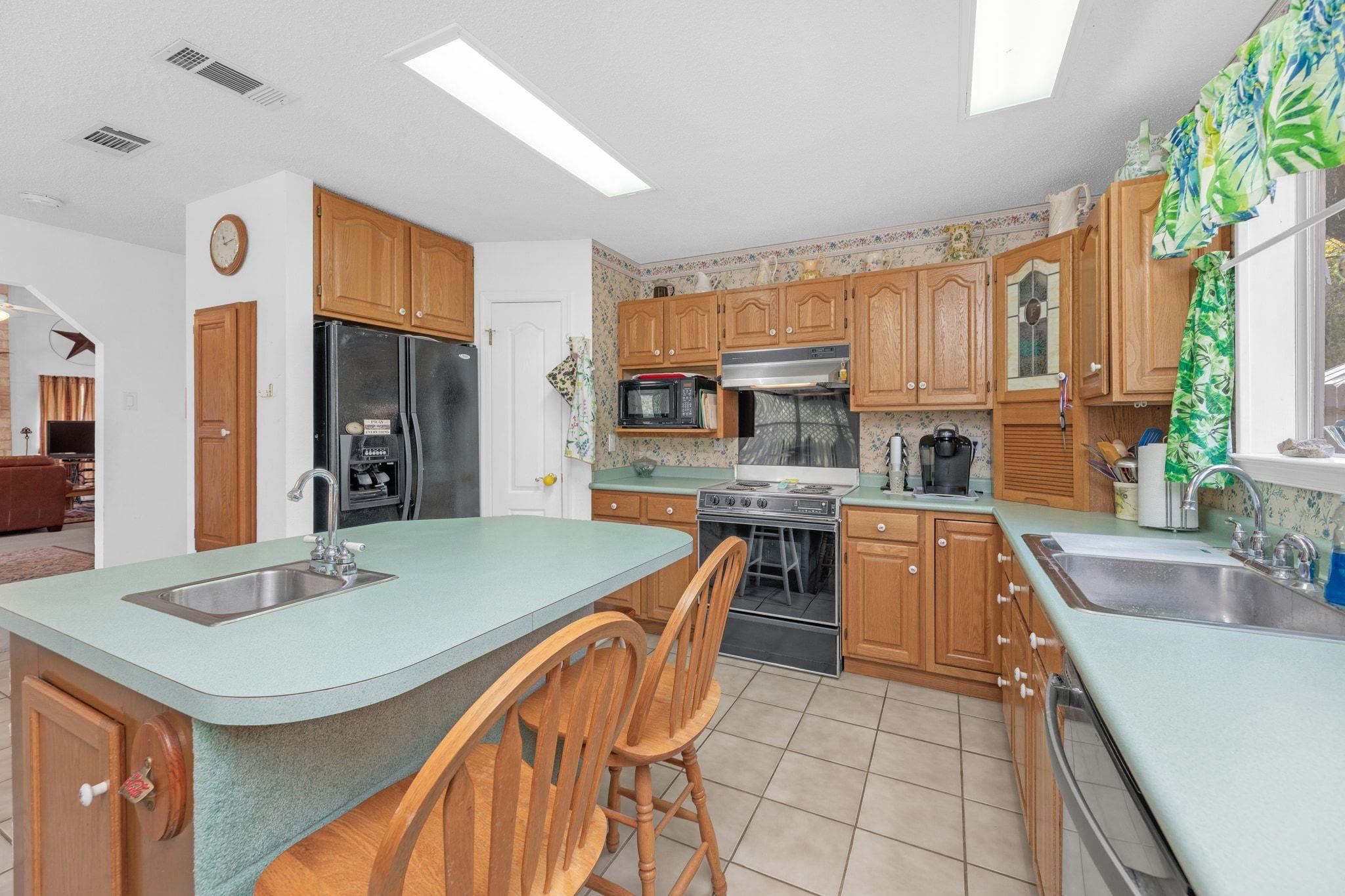 2105 Sam Bass Rd, Round Rock, TX 78681