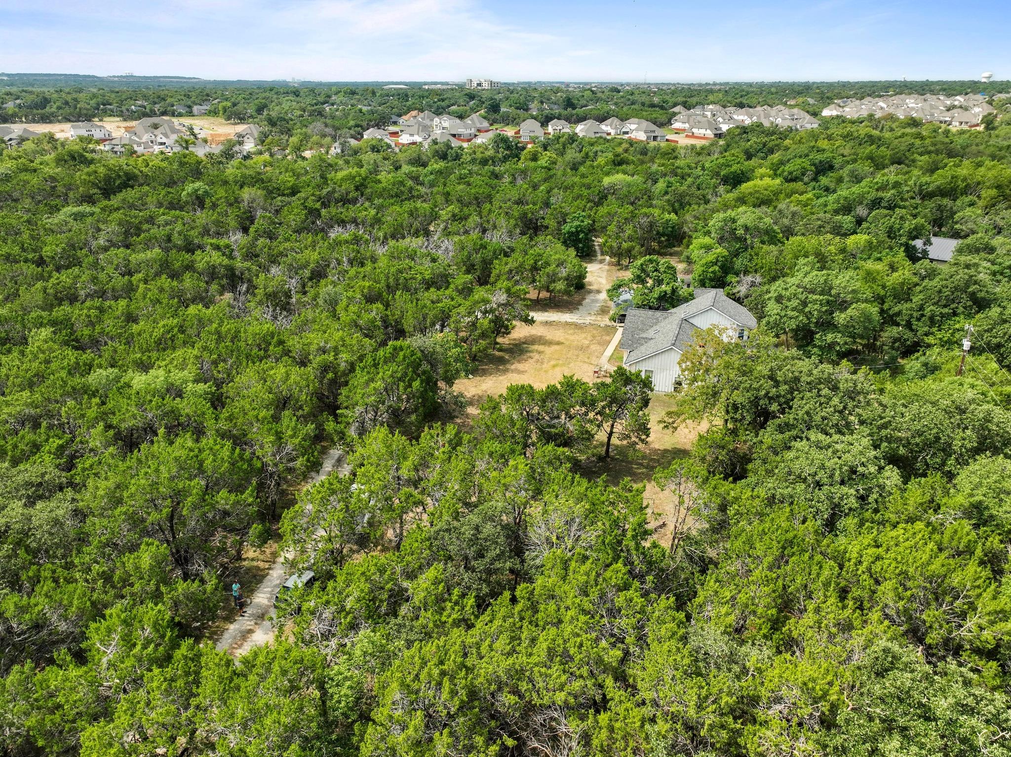 2105 Sam Bass Rd, Round Rock, TX 78681