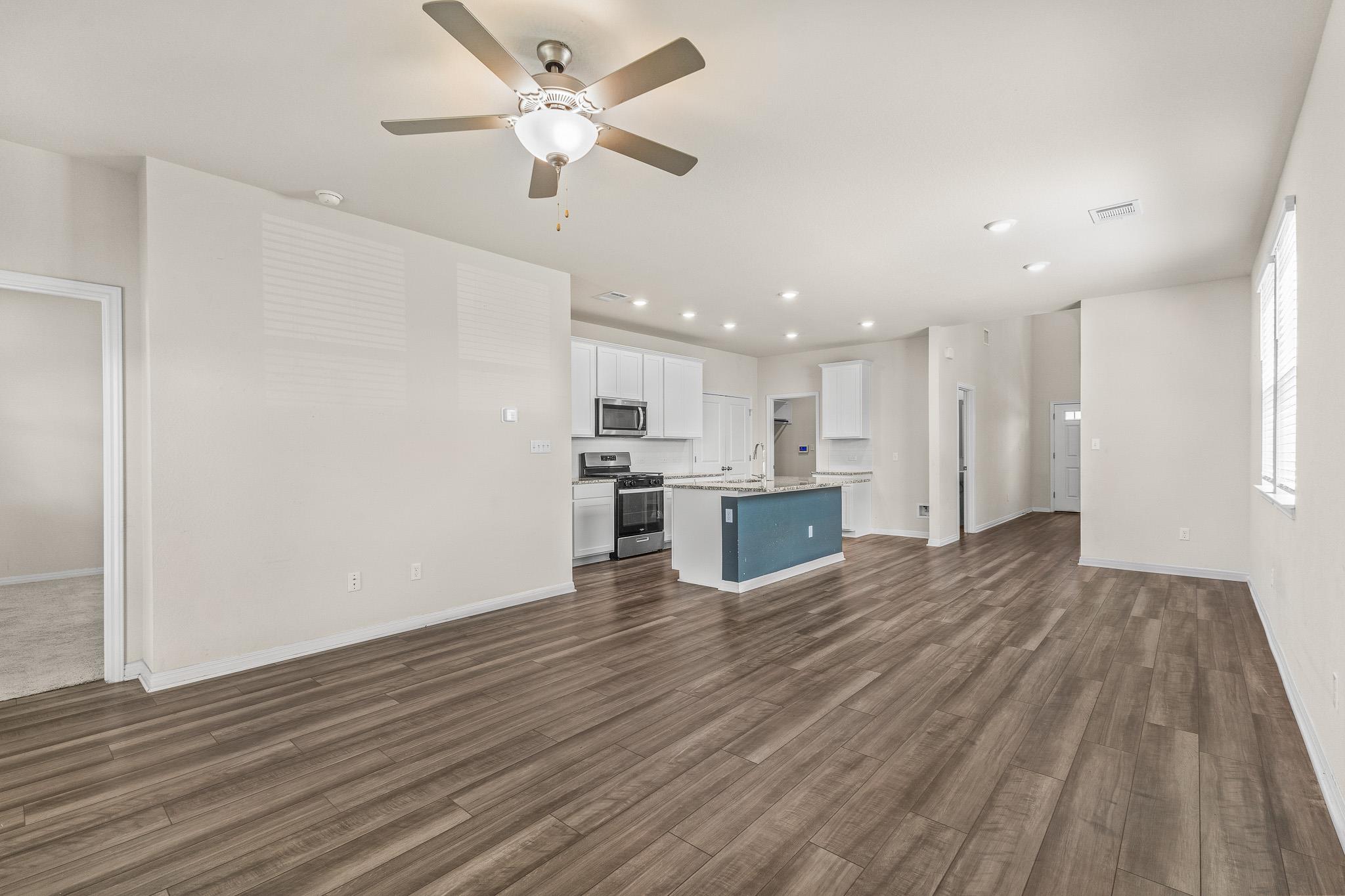 221 Longmount Cv, Liberty Hill, TX 78642