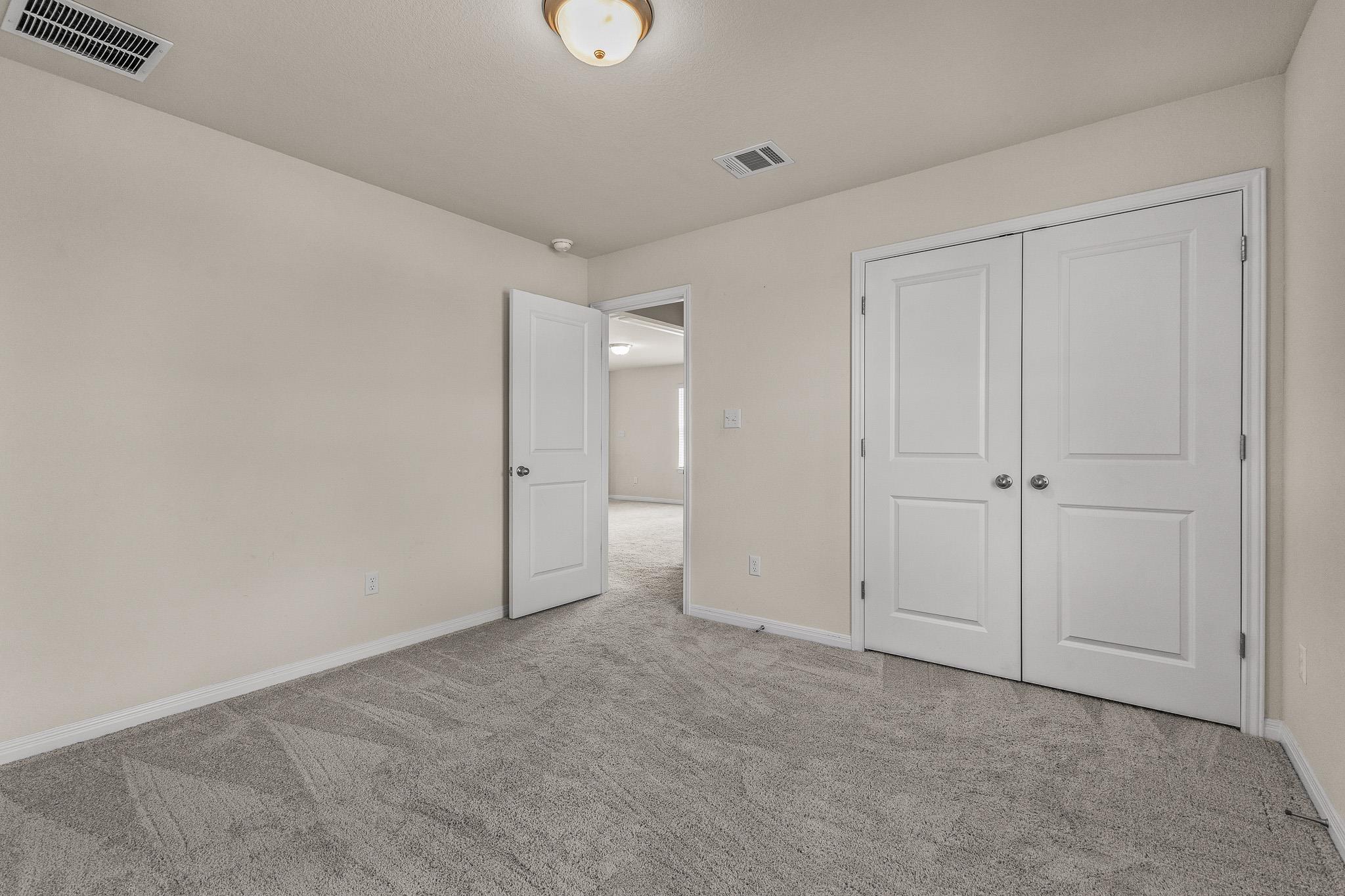 221 Longmount Cv, Liberty Hill, TX 78642