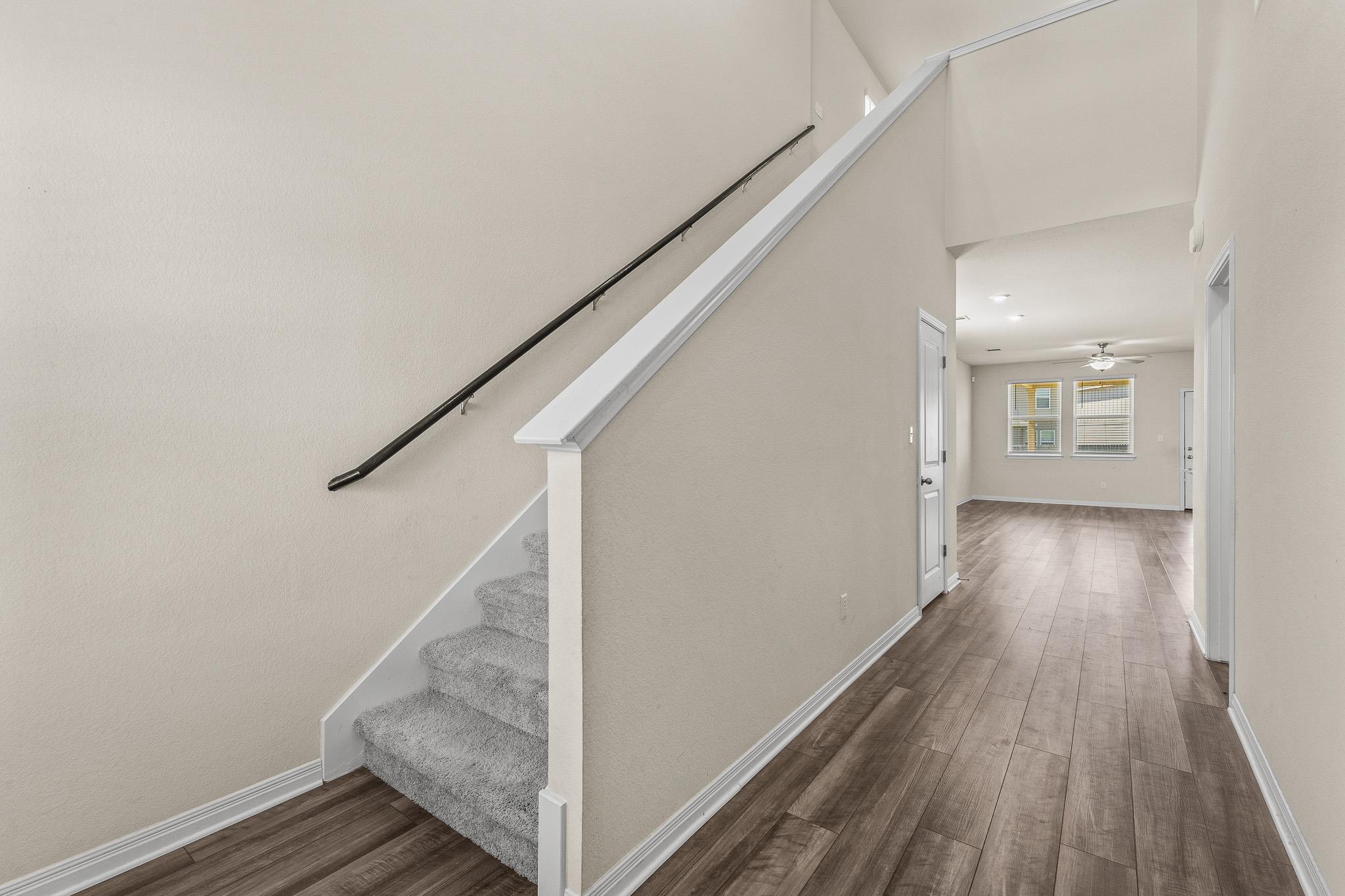 221 Longmount Cv, Liberty Hill, TX 78642