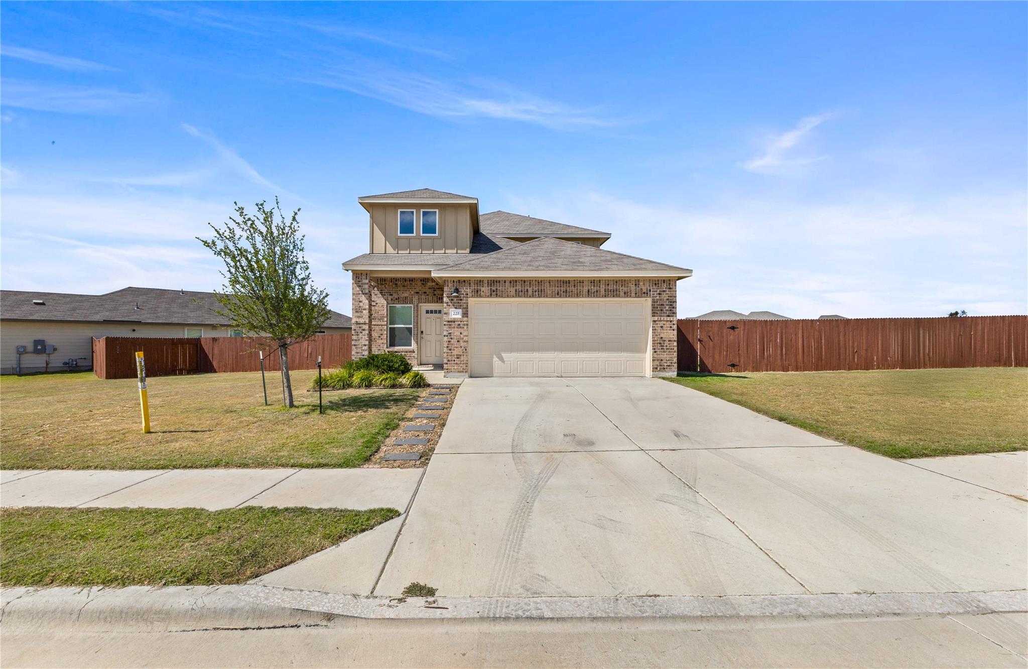 221 Longmount Cv, Liberty Hill, TX 78642