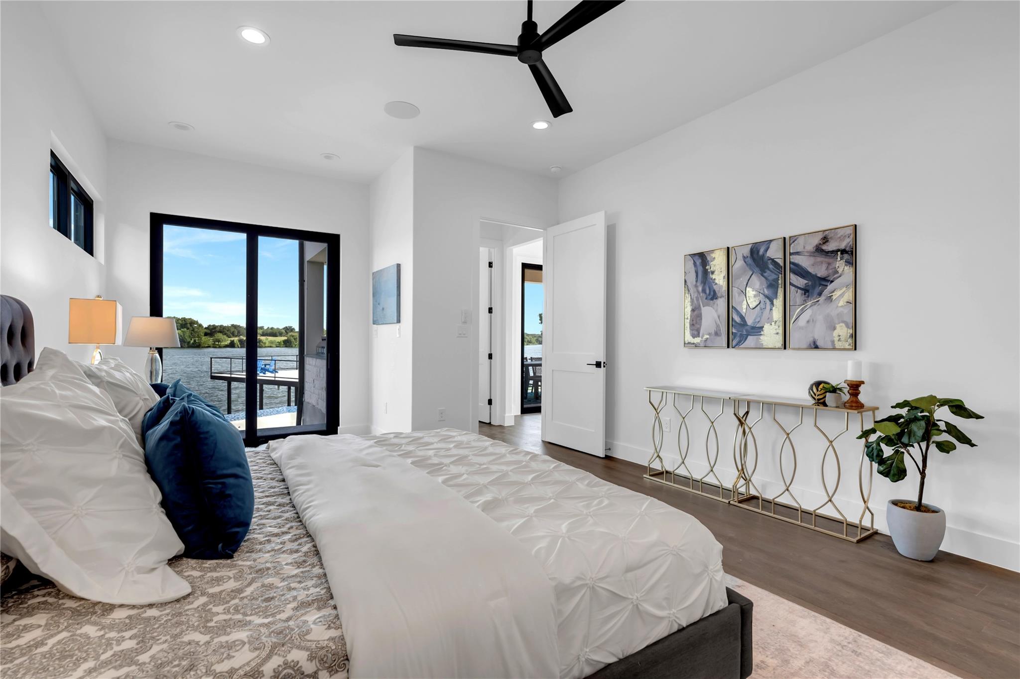 144 Riverfront Ln, Kingsland, TX 78639